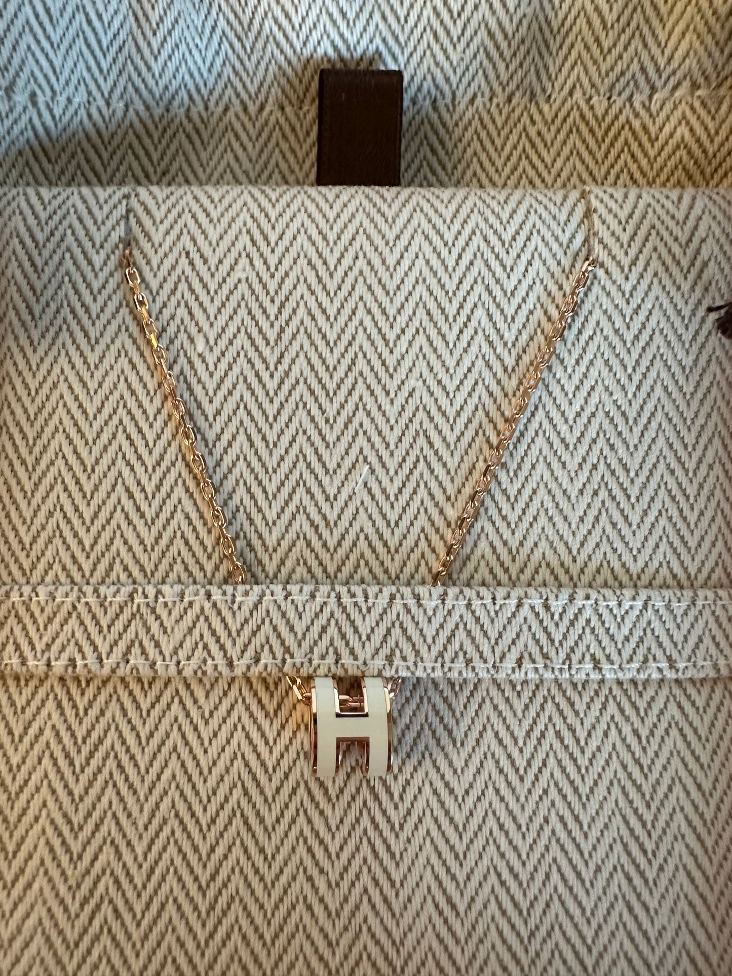 Hermes Mini Pop H Pendant Necklace Blanc/Rose Gold