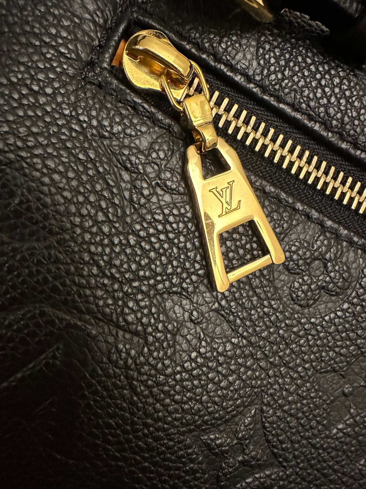 Louis Vuitton Empreinte BumBag Monogram Waist Crossbody Belt Bag Black