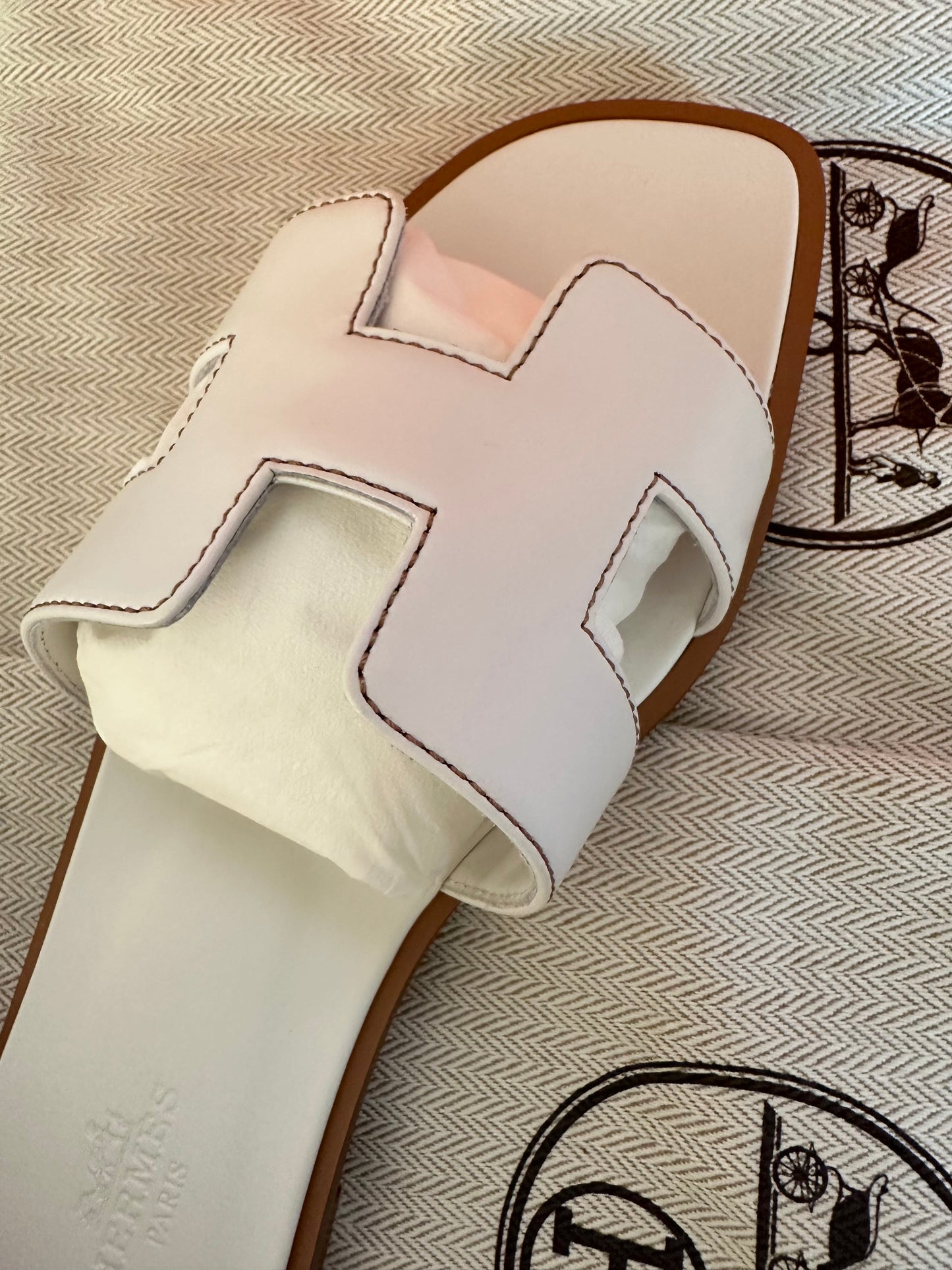 Hermes Box Calfskin Oran Sandals 37.5 White Blanc