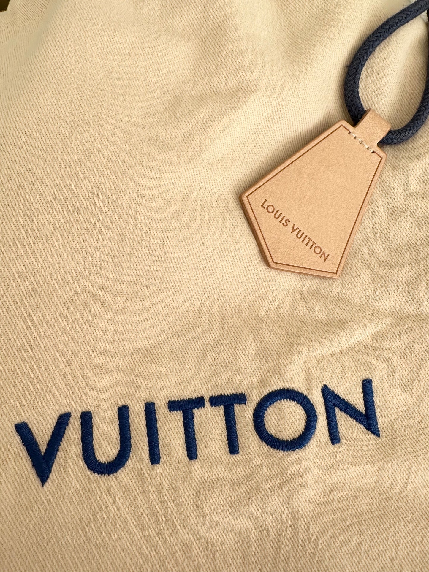 Louis Vuitton Rose des Vents Ostrich Mini Exotic Pearly White Sakura Pink