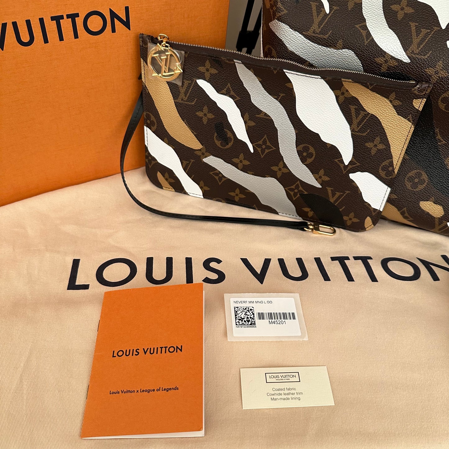 Louis Vuitton x LOL Monogram Neverfull MM Gold Silver