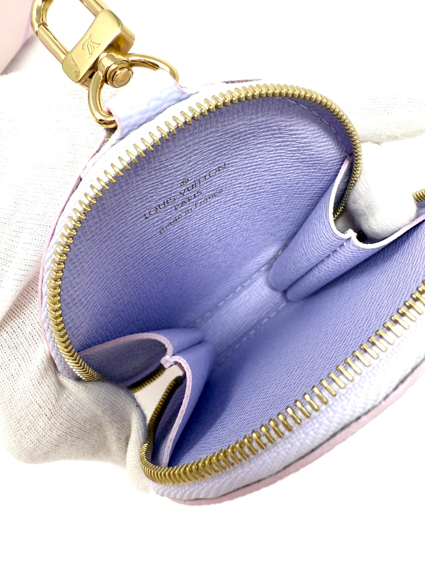 Louis Vuitton Monogram Giant Spring In The City OnTheGo PM Sunrise Pastel