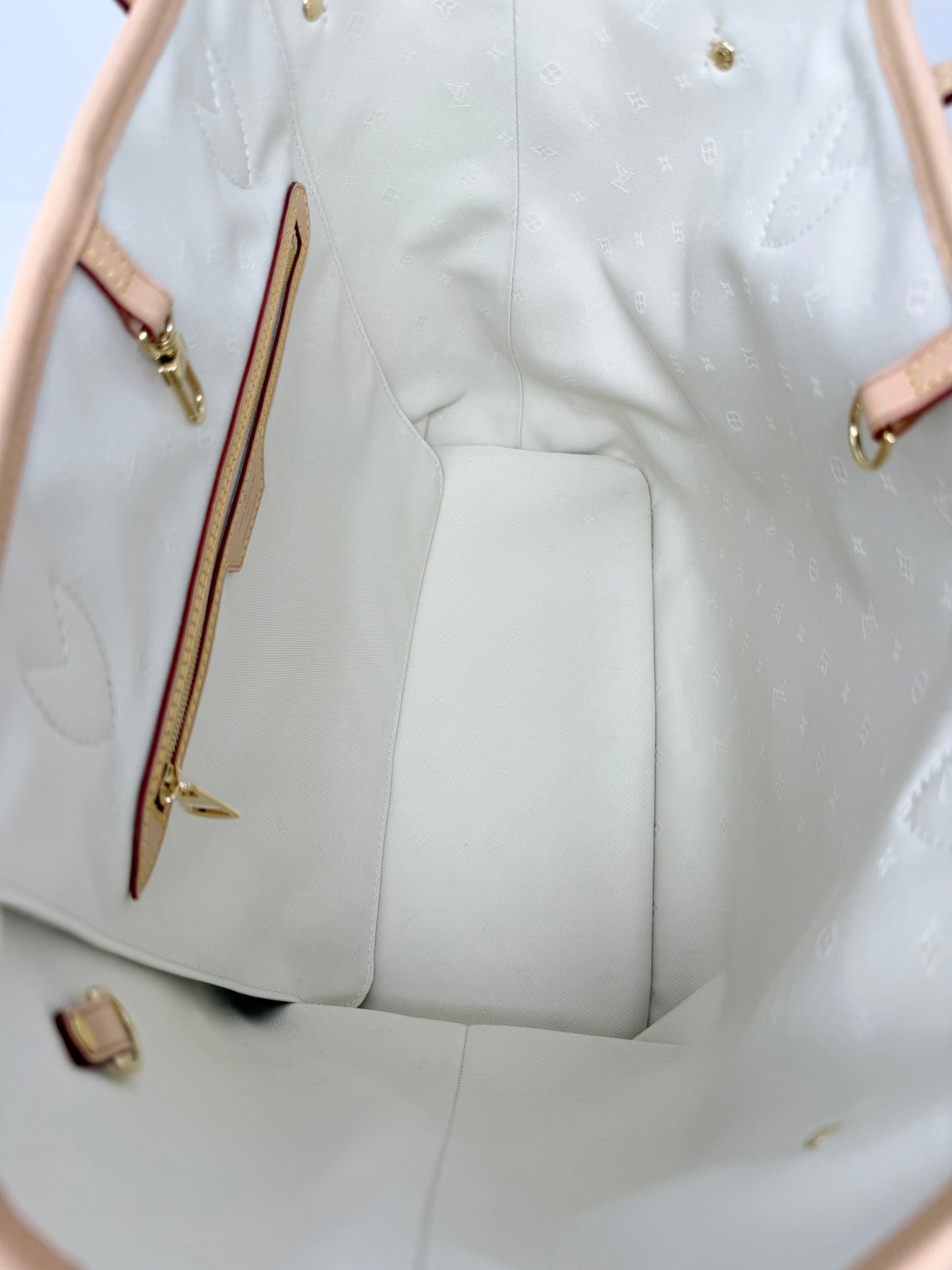 Louis Vuitton Neverfull MM Cream Multicolor Rainbow Nautical