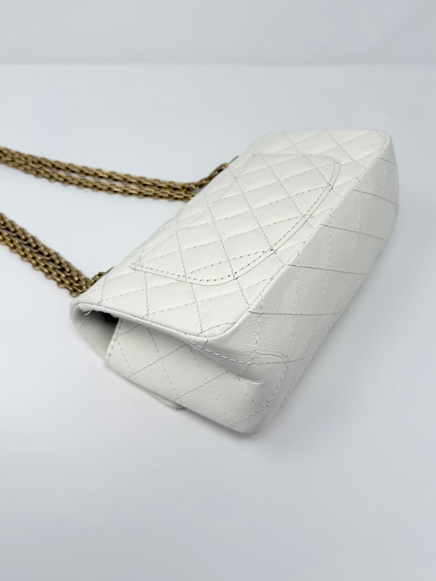 CHANEL Mini 2.55 Reissue Classic Flap White