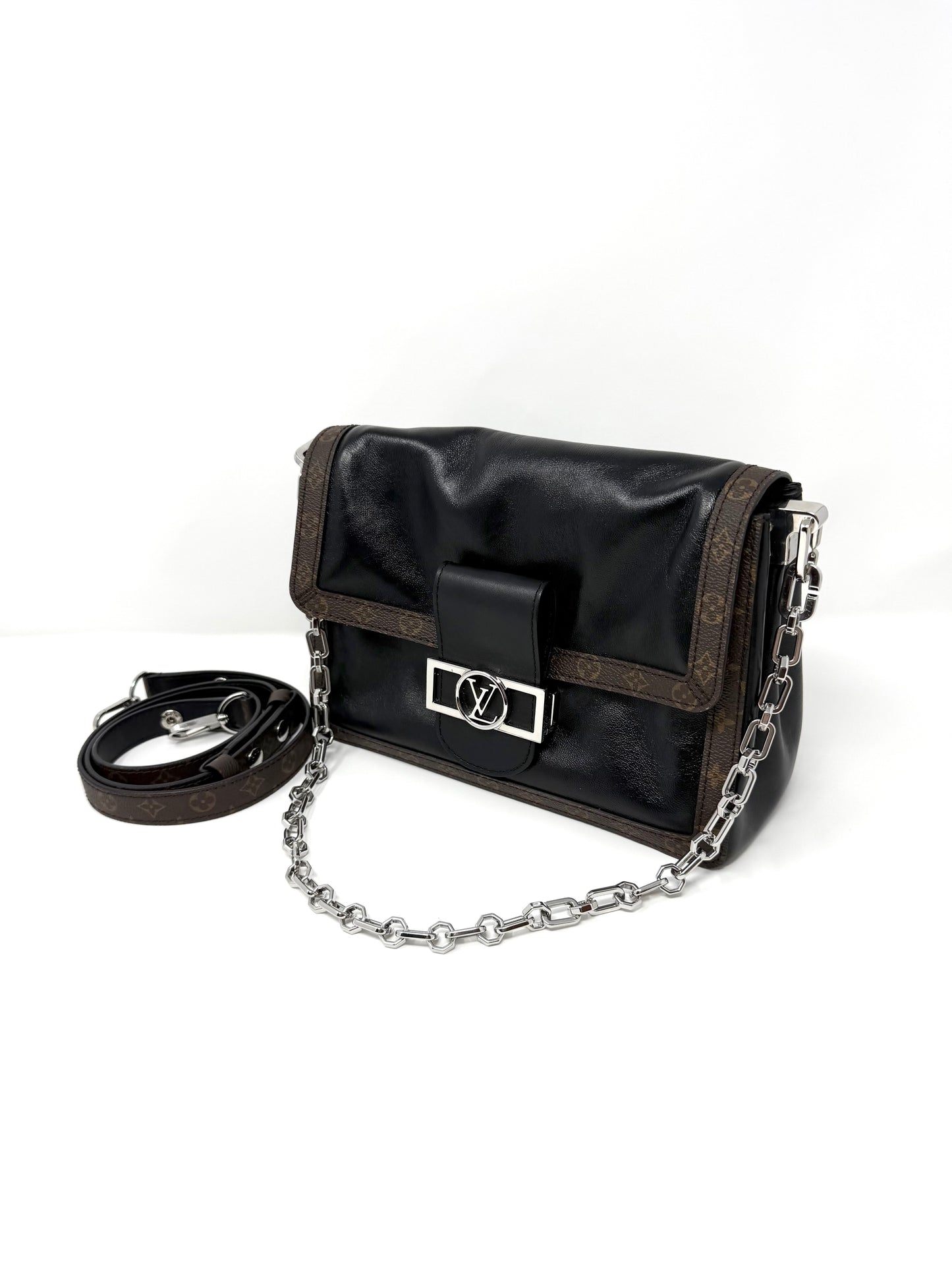 Louis Vuitton Dauphine Soft Vibe MM Black Silver