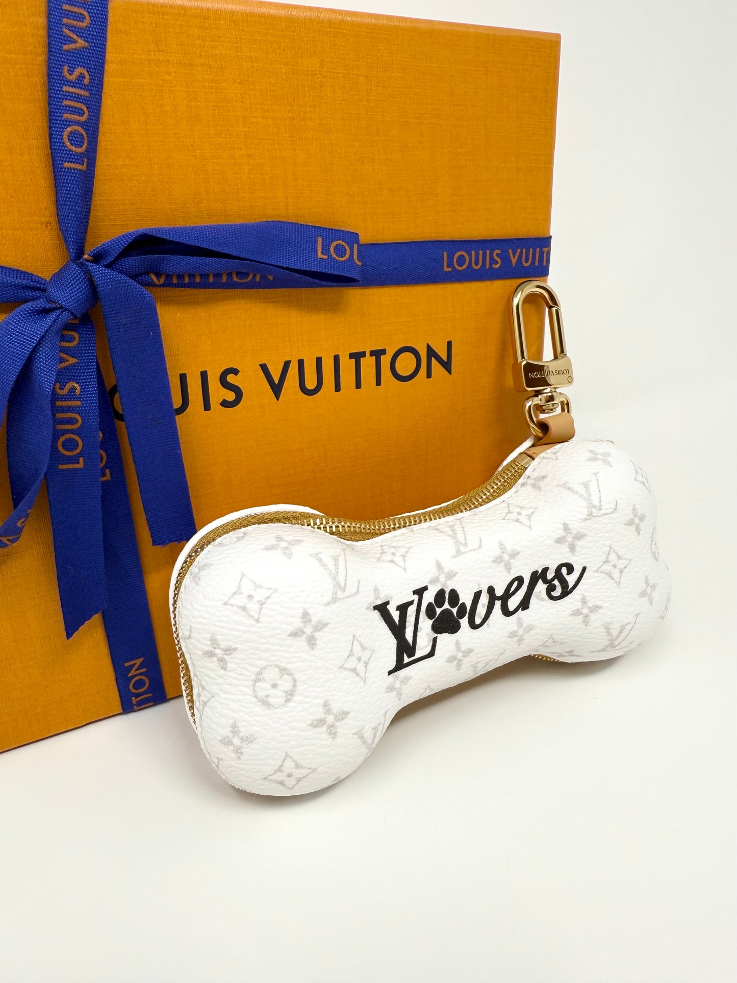 Louis Vuitton Pharrell Bone Key Holder Bag Charm White Paw Monogram
