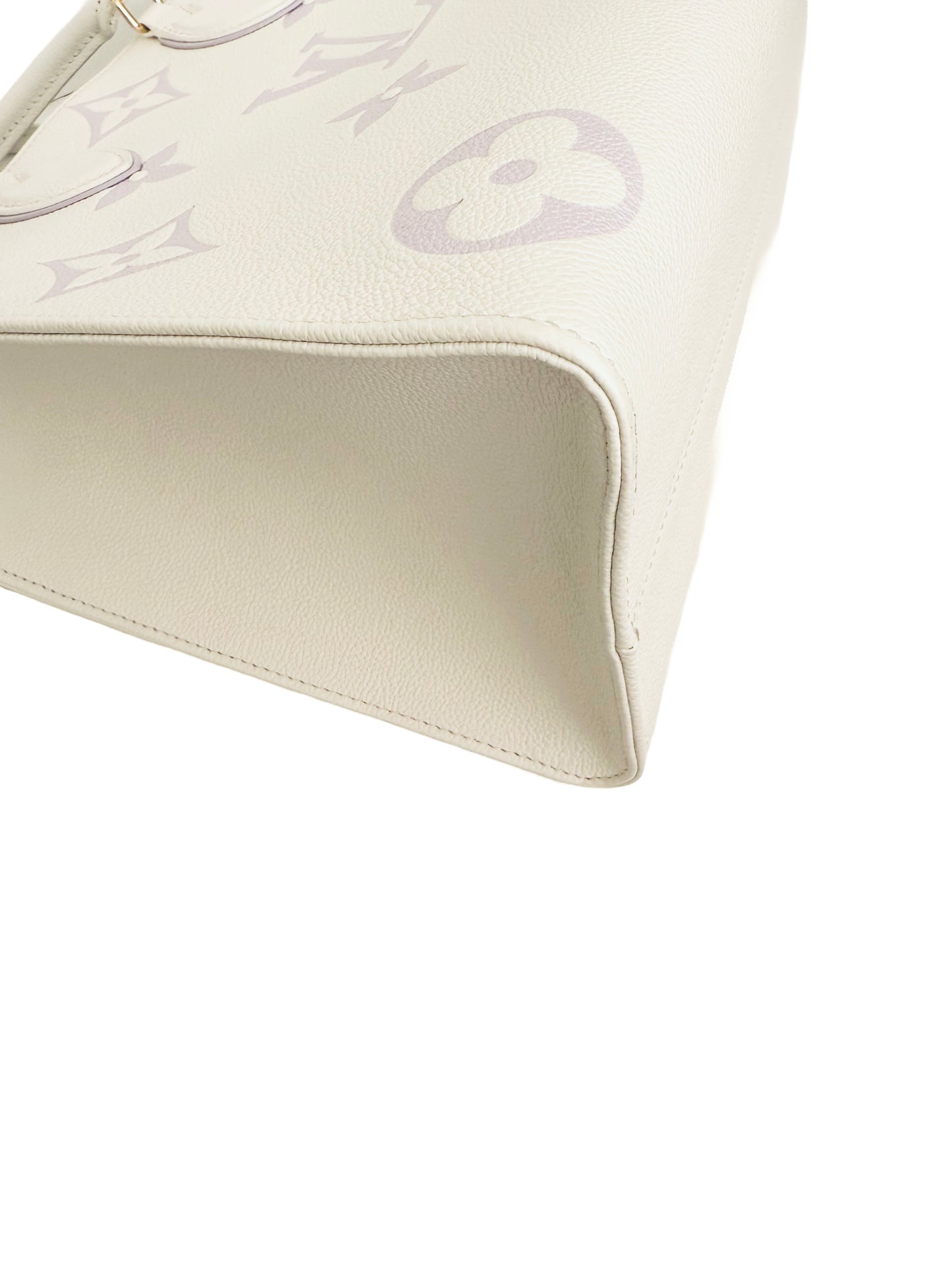 Louis Vuitton OnTheGo MM Bubble Tea Latte Monogram Cream Lilac Purple