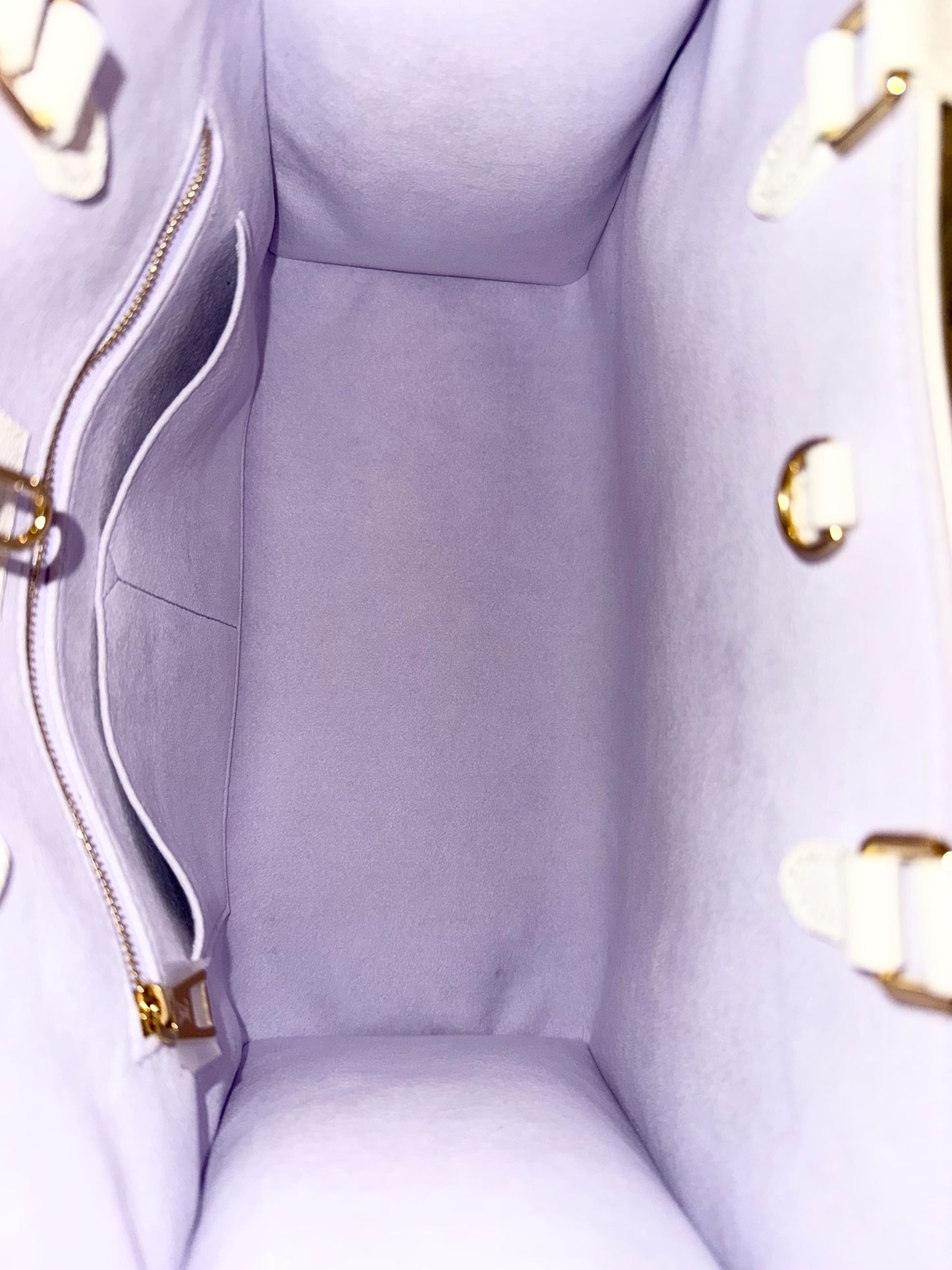 Louis Vuitton OnTheGo MM Bubble Tea Latte Monogram Cream Lilac Purple