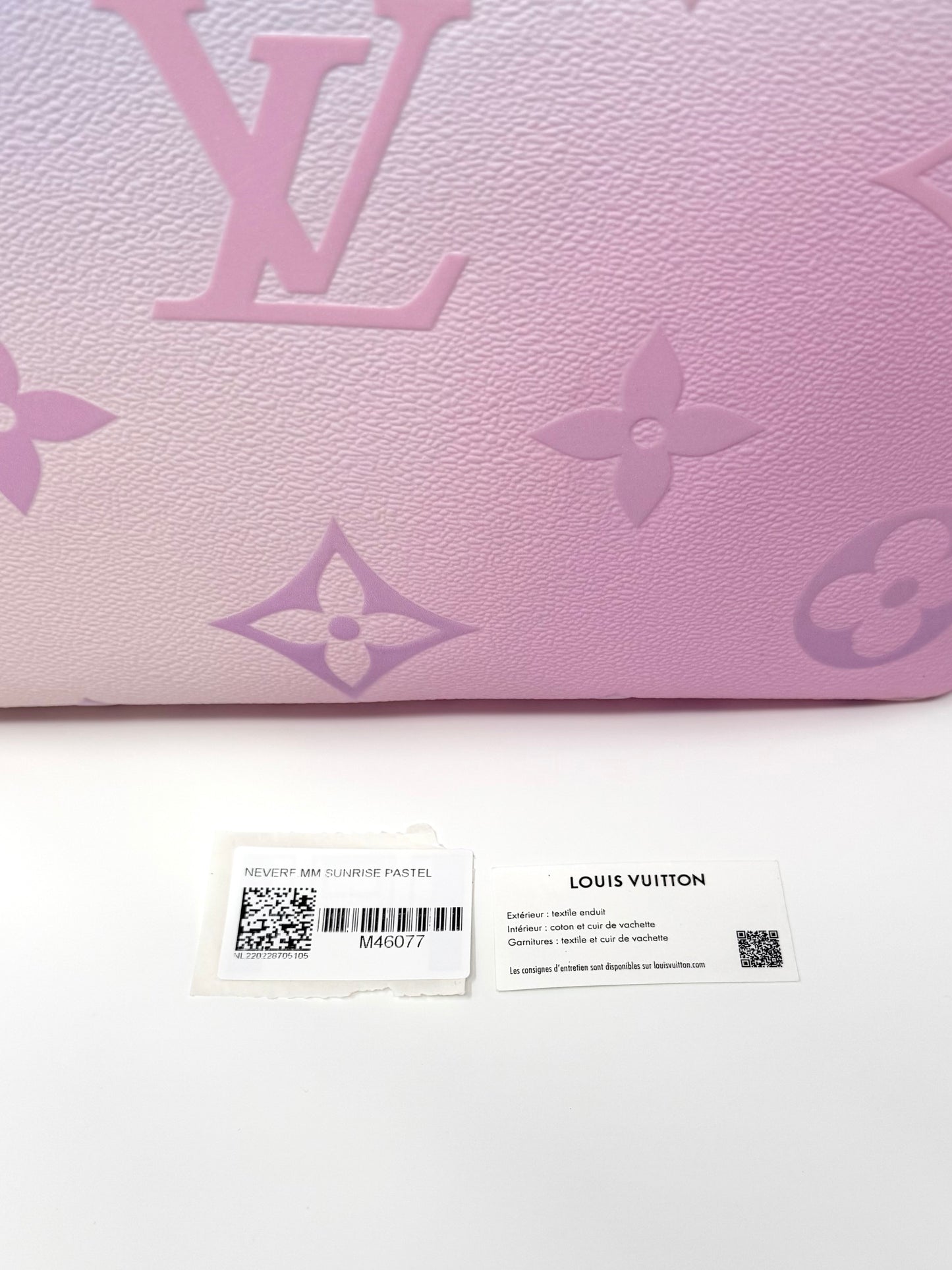 Louis Vuitton Sunrise Pastel Spring in the City Giant Monogram Neverfull MM