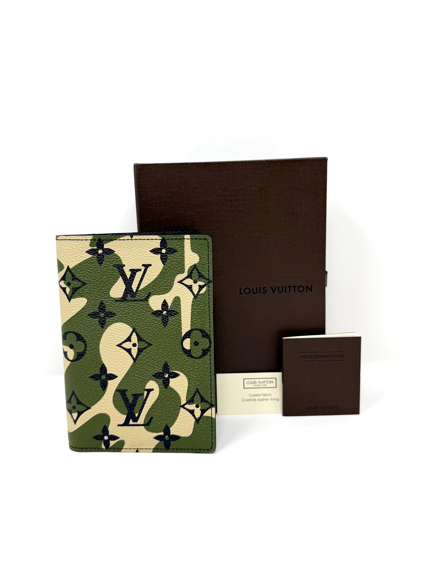 Louis Vuitton Takashi Murakami Monogramouflage Passport Holder