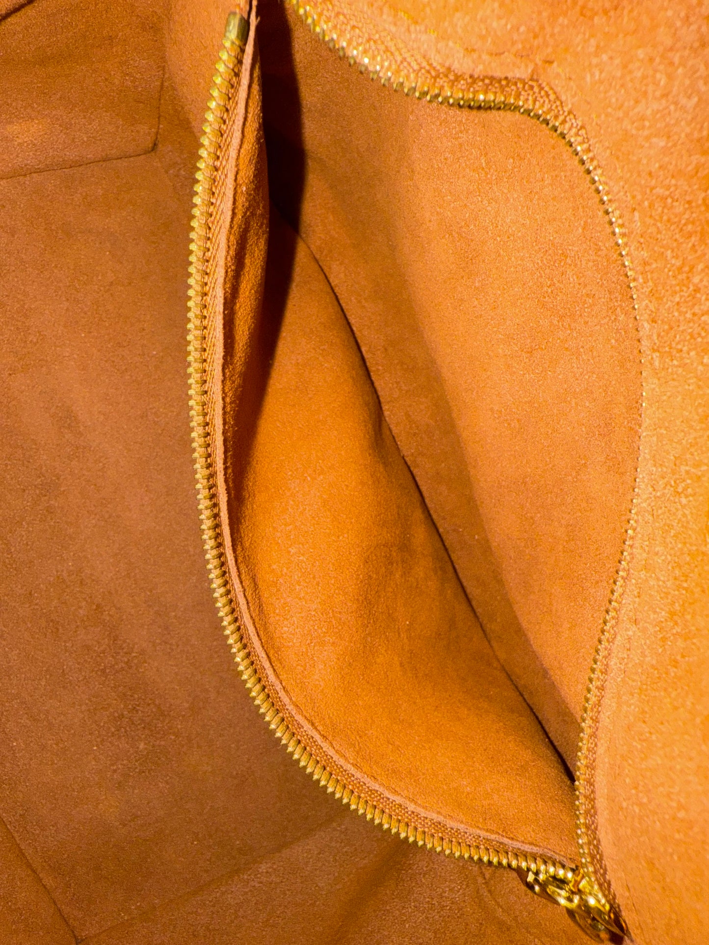 Louis Vuitton Speedy 25 Bandoliere Cognac Brown Handbag Giant Monogram