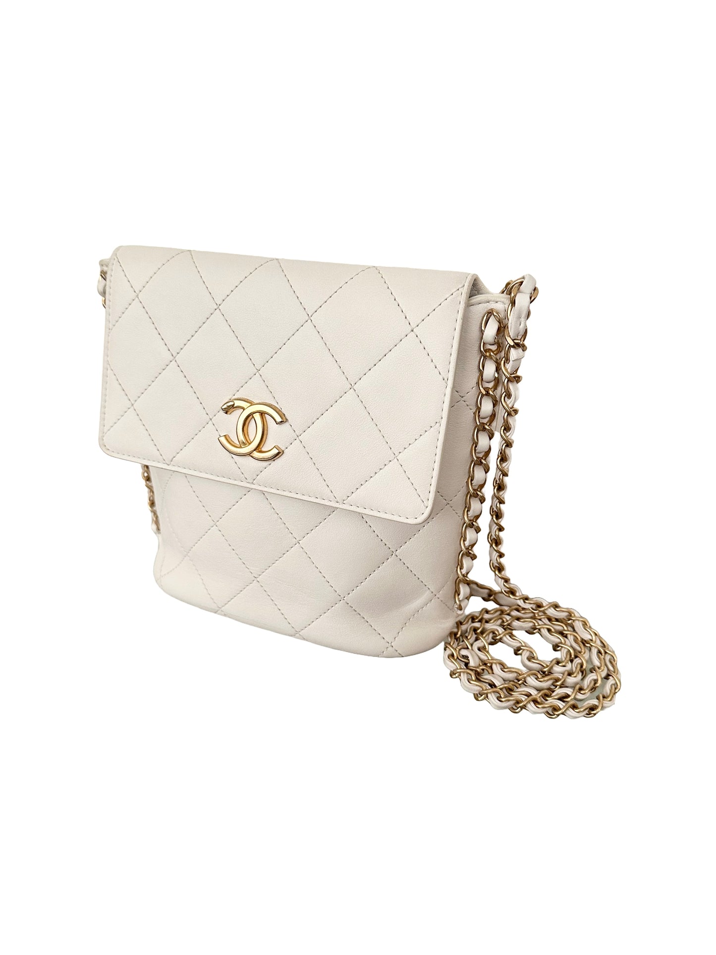 Chanel Quilted Calfskin Chain Flap Hobo Small Ivory White Gold