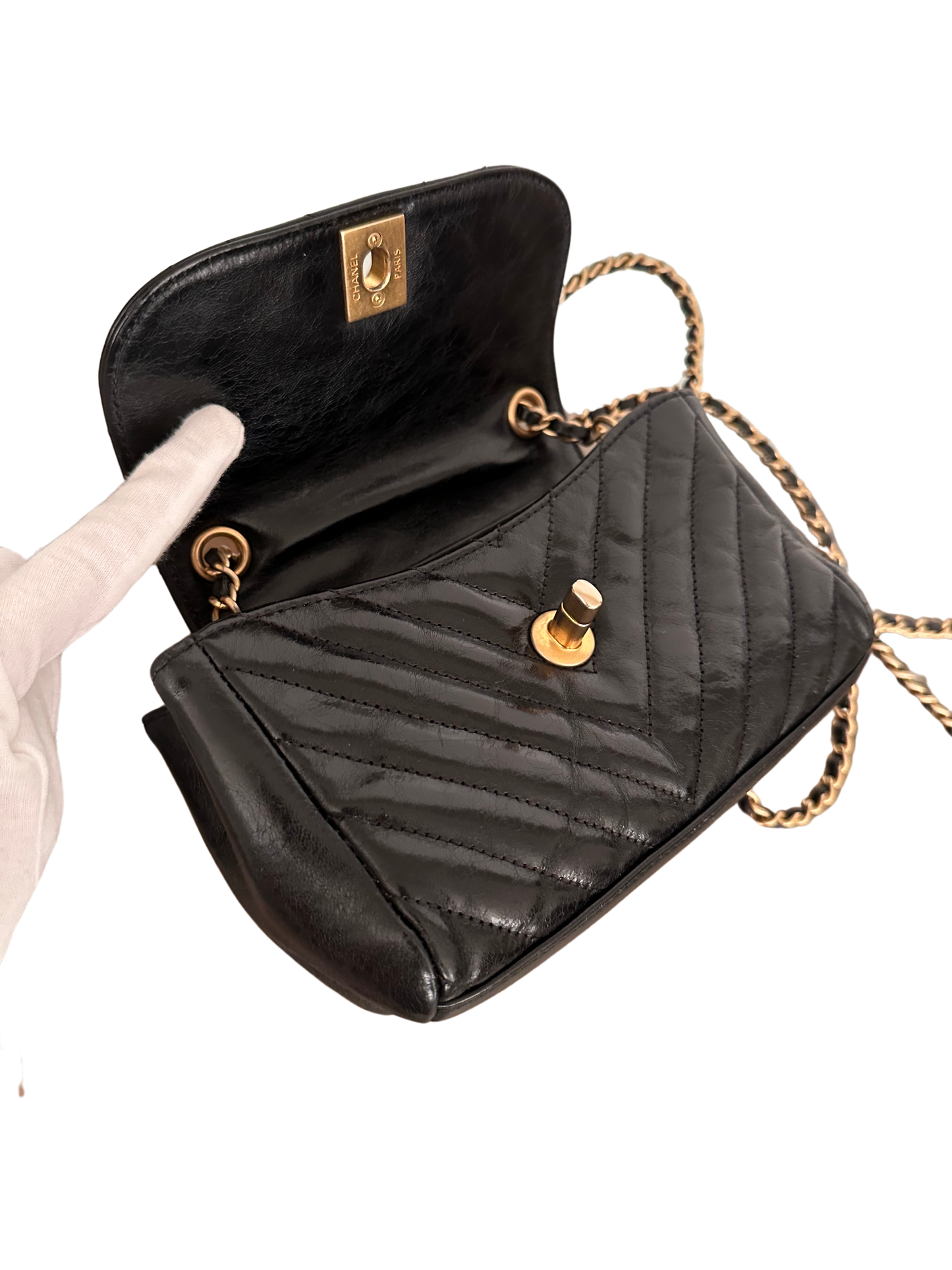 Chanel Quilted Calfskin Chevron Classic Small Hampton Flap Black Gold