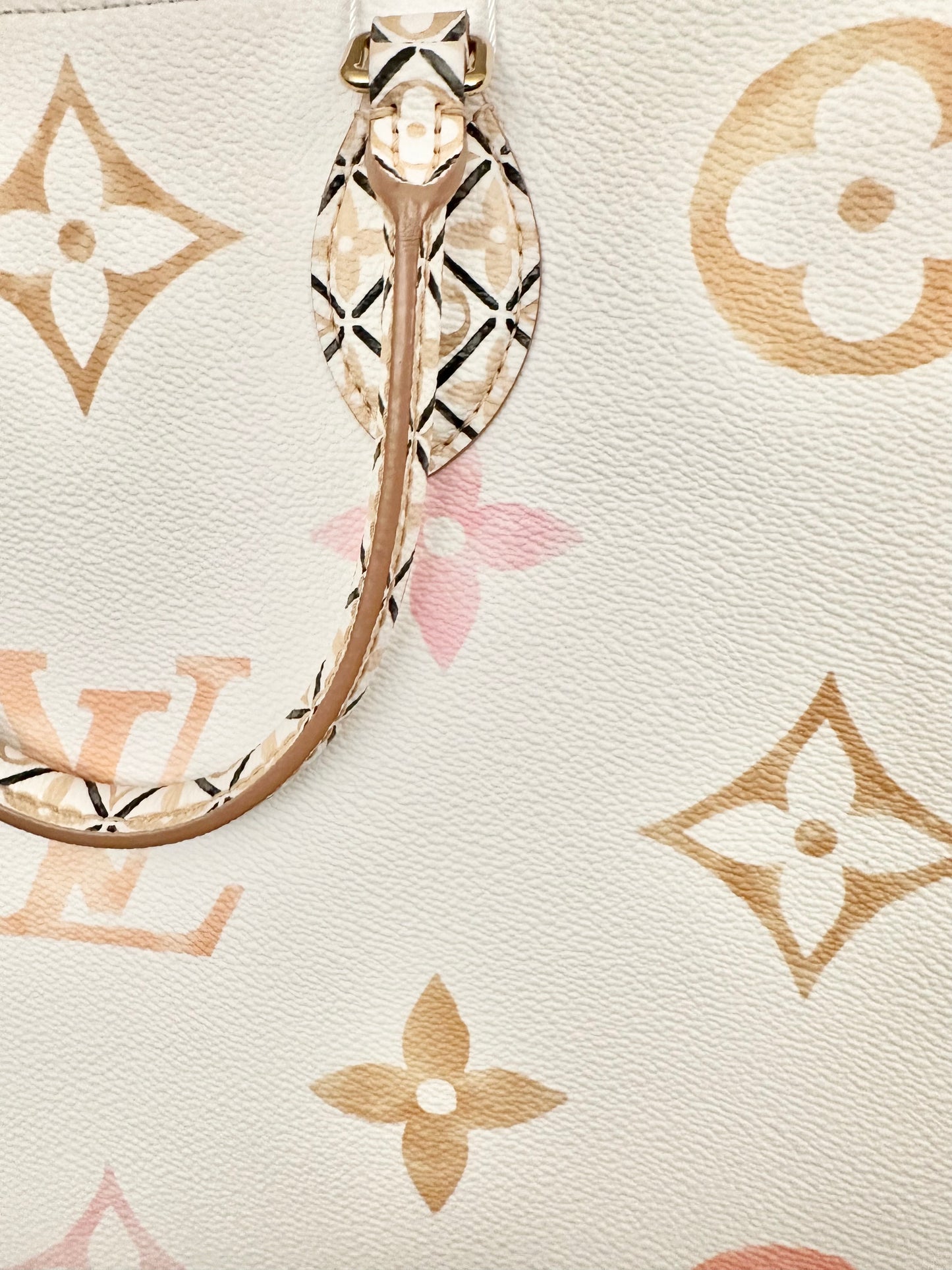 Louis Vuitton By the Pool OnTheGo MM Beige Monogram Giant Watercolor