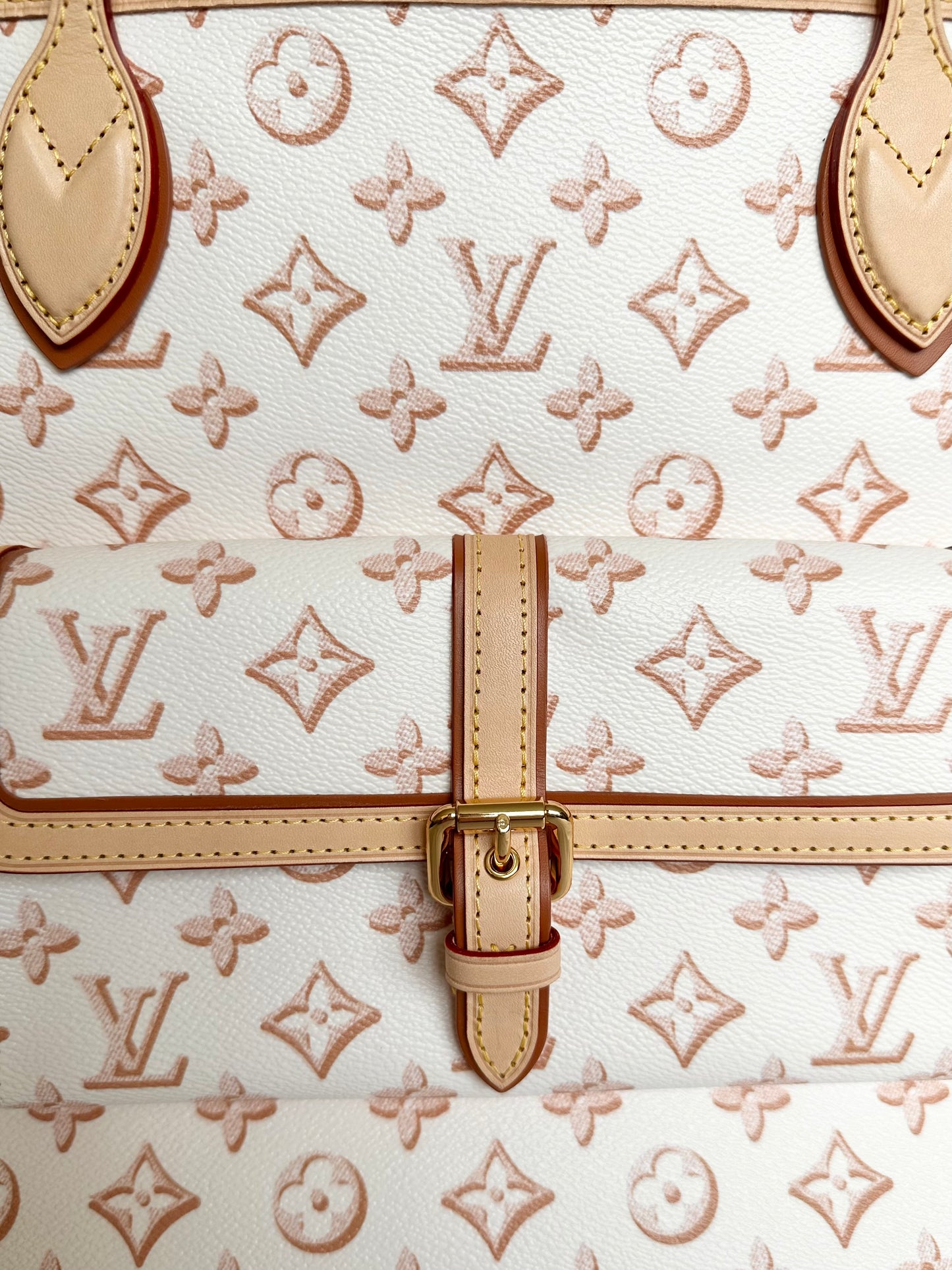 Louis Vuitton Neverfull Tote Fall for You Monogram Canvas MM Beige Clair