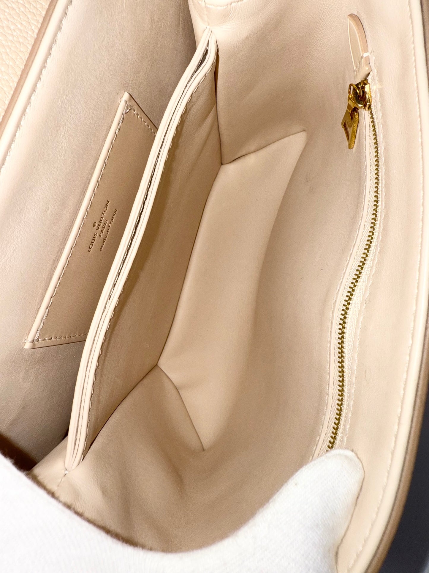 Louis Vuitton Rose Des Vents PM Top Handle Crossbody Bag Cream Creme