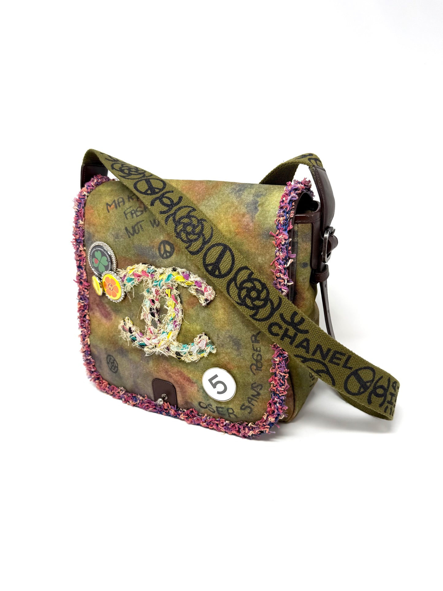 CHANEL Graffiti On The Pavements Khaki Multicolor Messenger Bag Runway