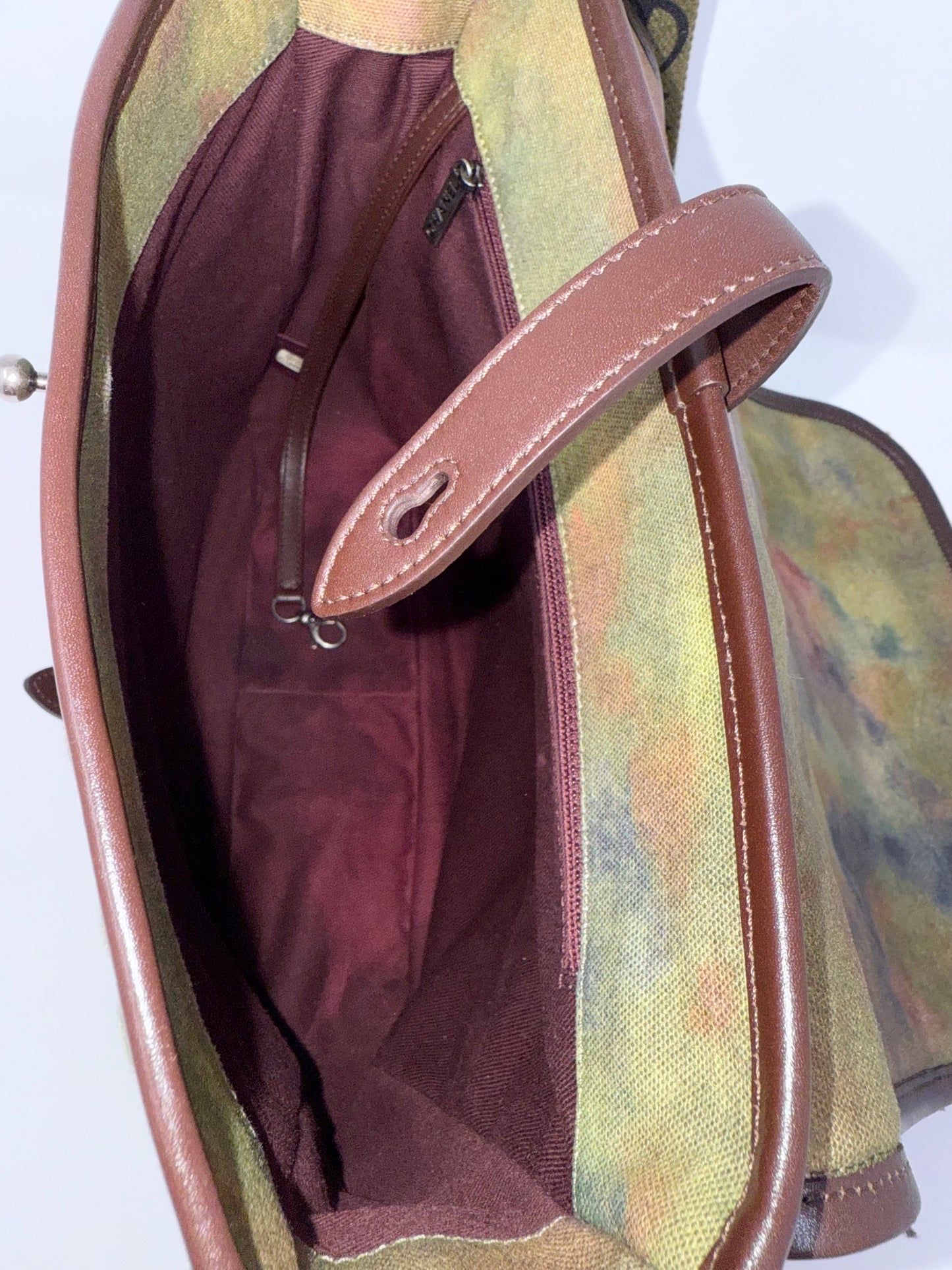 CHANEL Graffiti On The Pavements Khaki Multicolor Messenger Bag Runway