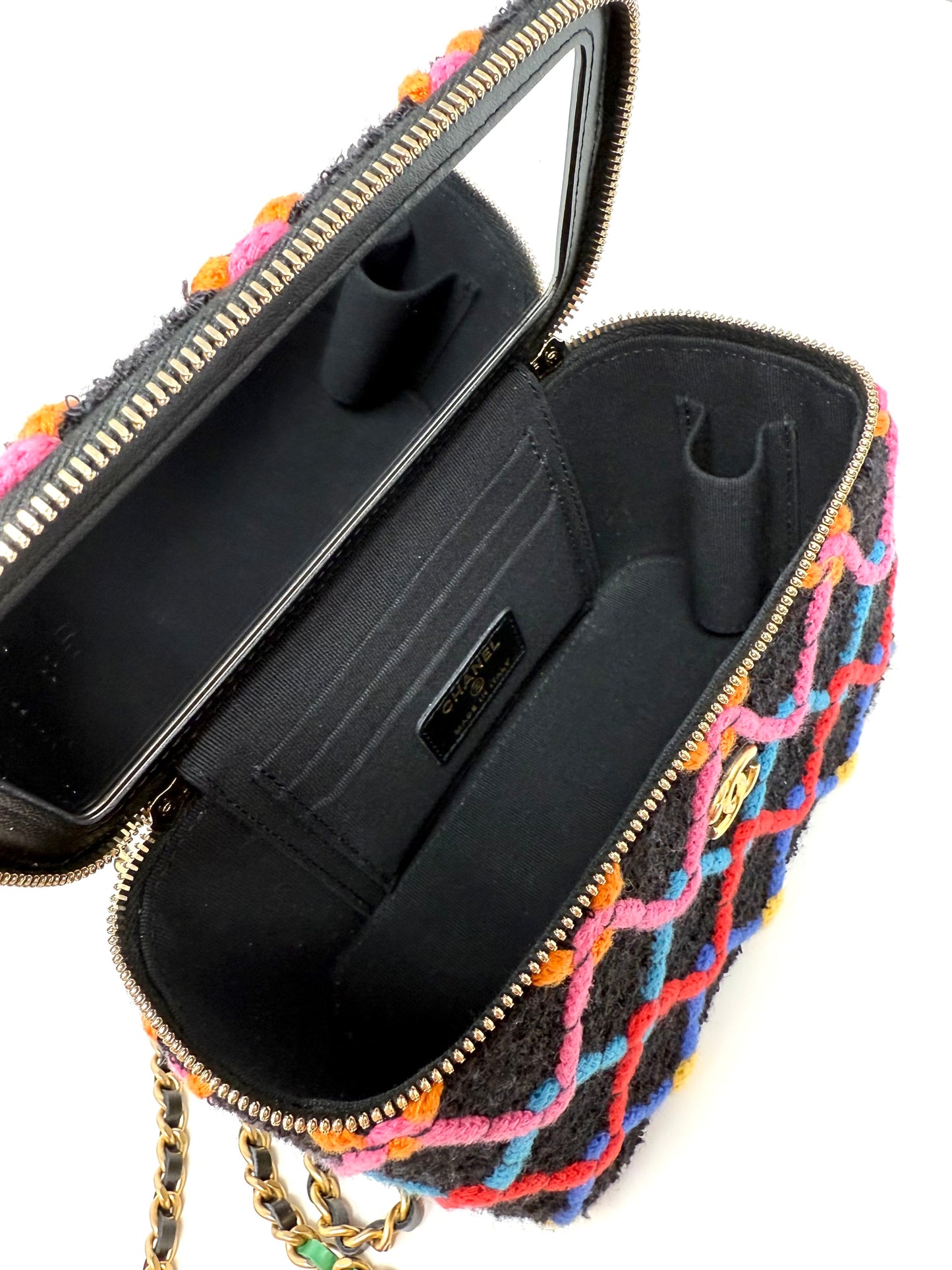 CHANEL Diamond Threaded Tweed CC Pearl Crush Vanity Chain Rainbow Multicolor
