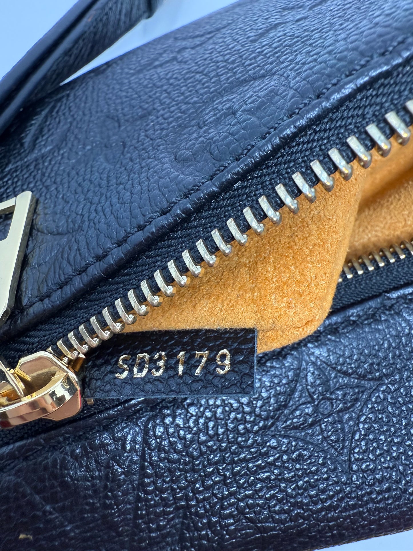 Louis Vuitton Empreinte BumBag Monogram Waist Crossbody Belt Bag Noir Black