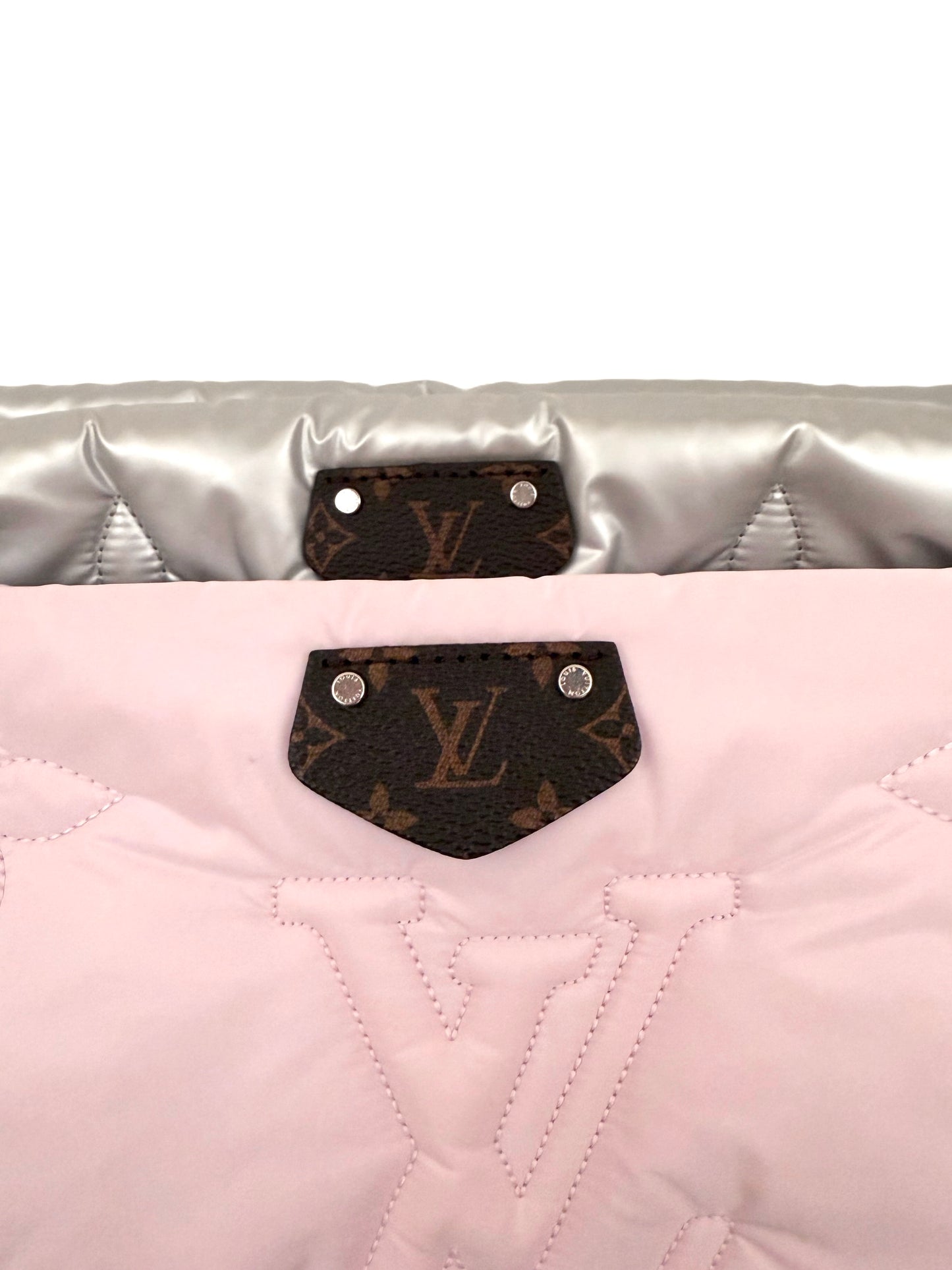 Louis Vuitton Maxi Pillow Multi Pochette Accessories Silver Pink