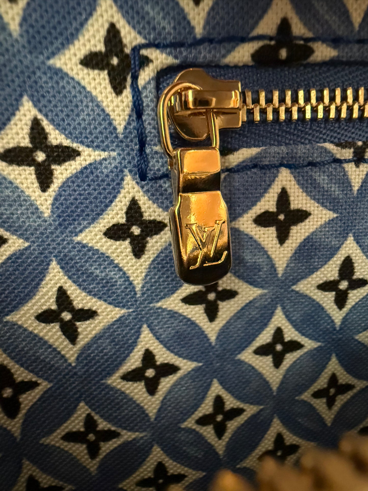 Louis Vuitton By The Pool Keepall Bandouliere 50 Watercolor Blue