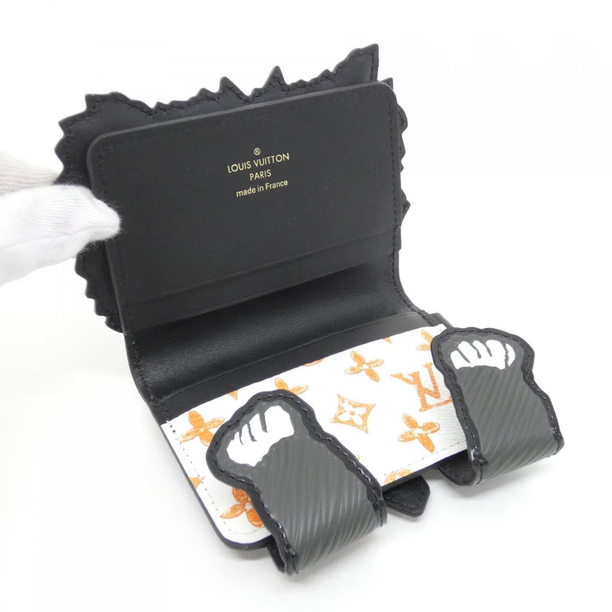 Louis Vuitton Grace Coddington Catogram Card Holder Pouch Epi Gray