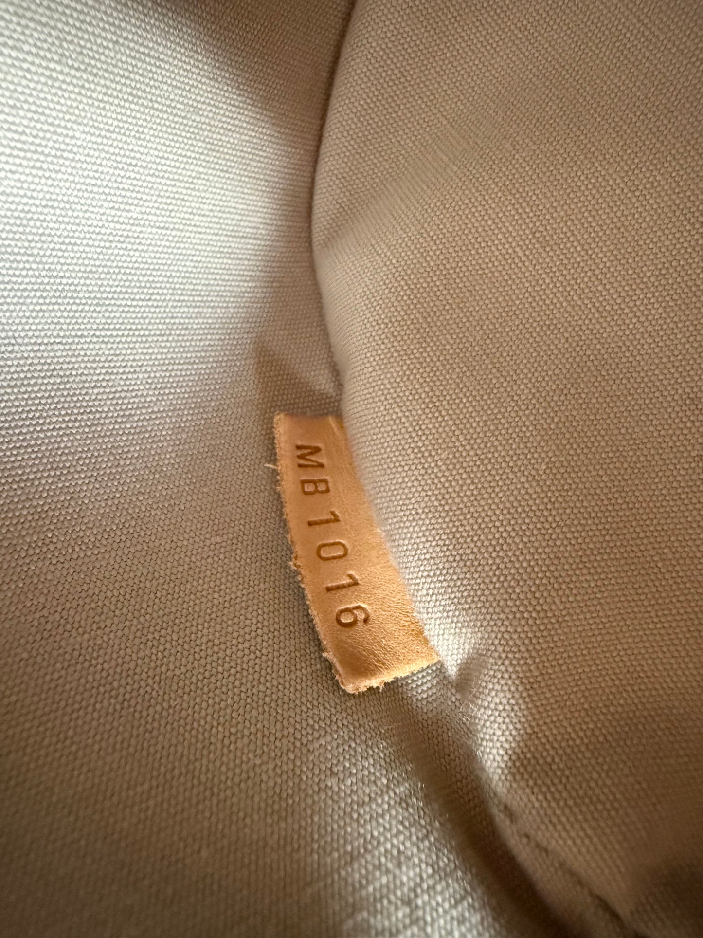 Louis Vuitton Monogram Miroir Mirror Papillon Dore Gold