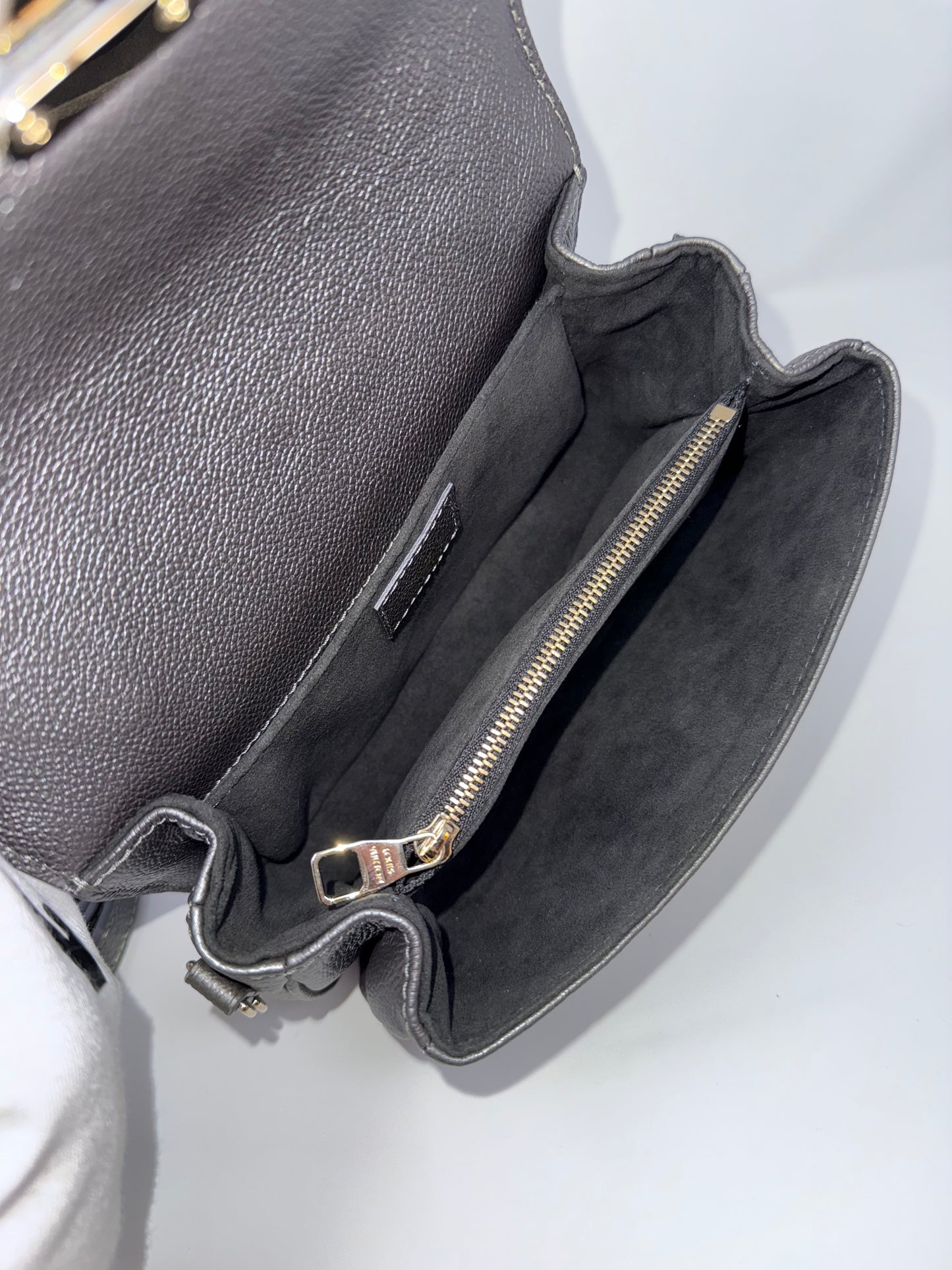 Louis Vuitton Shimmery Empreinte LV Ski Pochette Metis East West Gun Metal