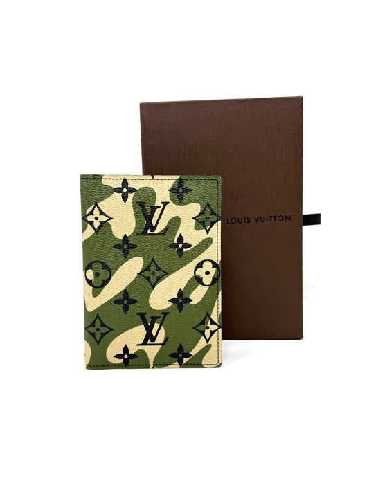 Louis Vuitton Takashi Murakami Monogramouflage Passport Holder