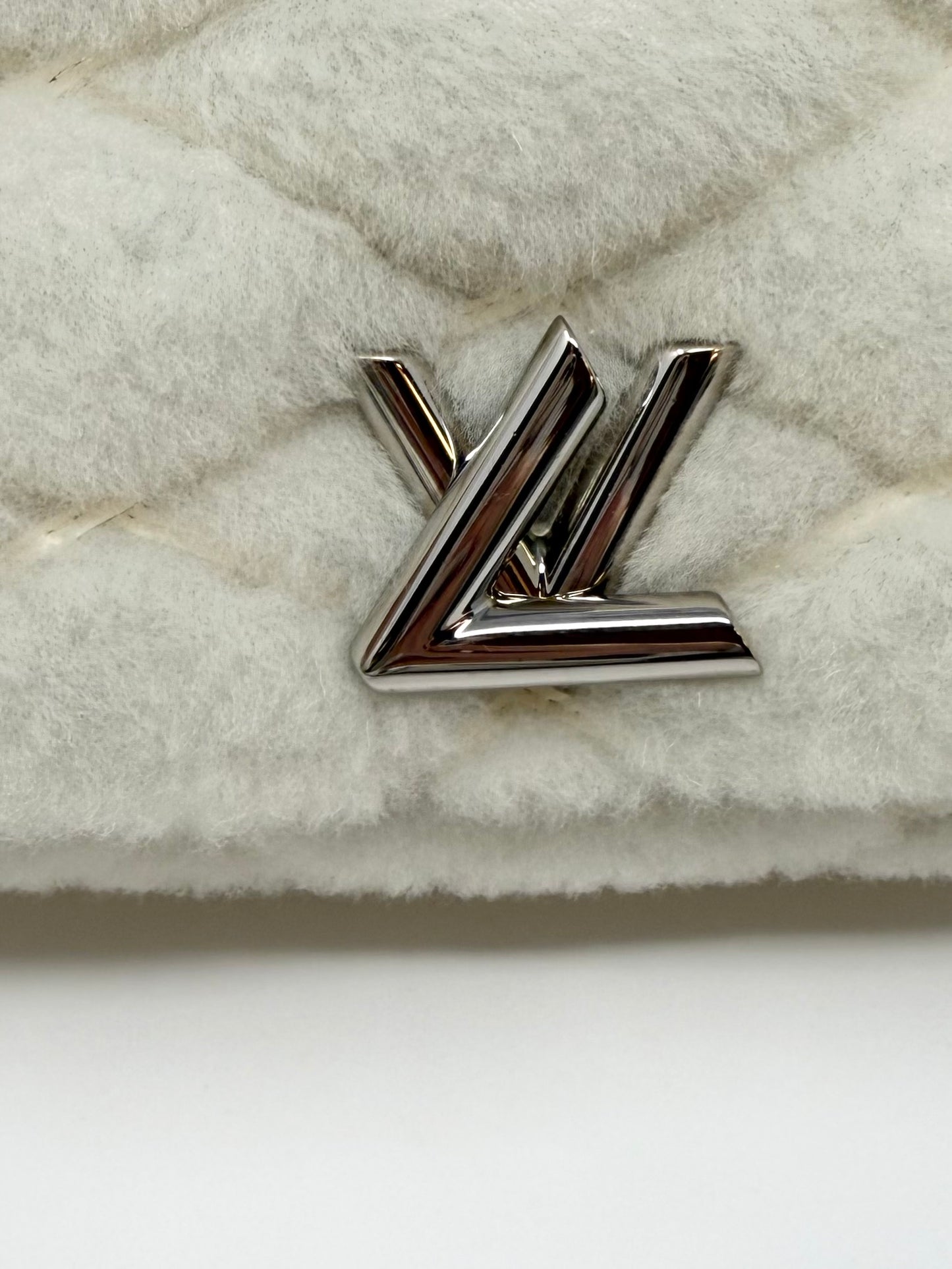 Louis Vuitton Malletage GO-14 MM Shearling Fur Twist White Silver