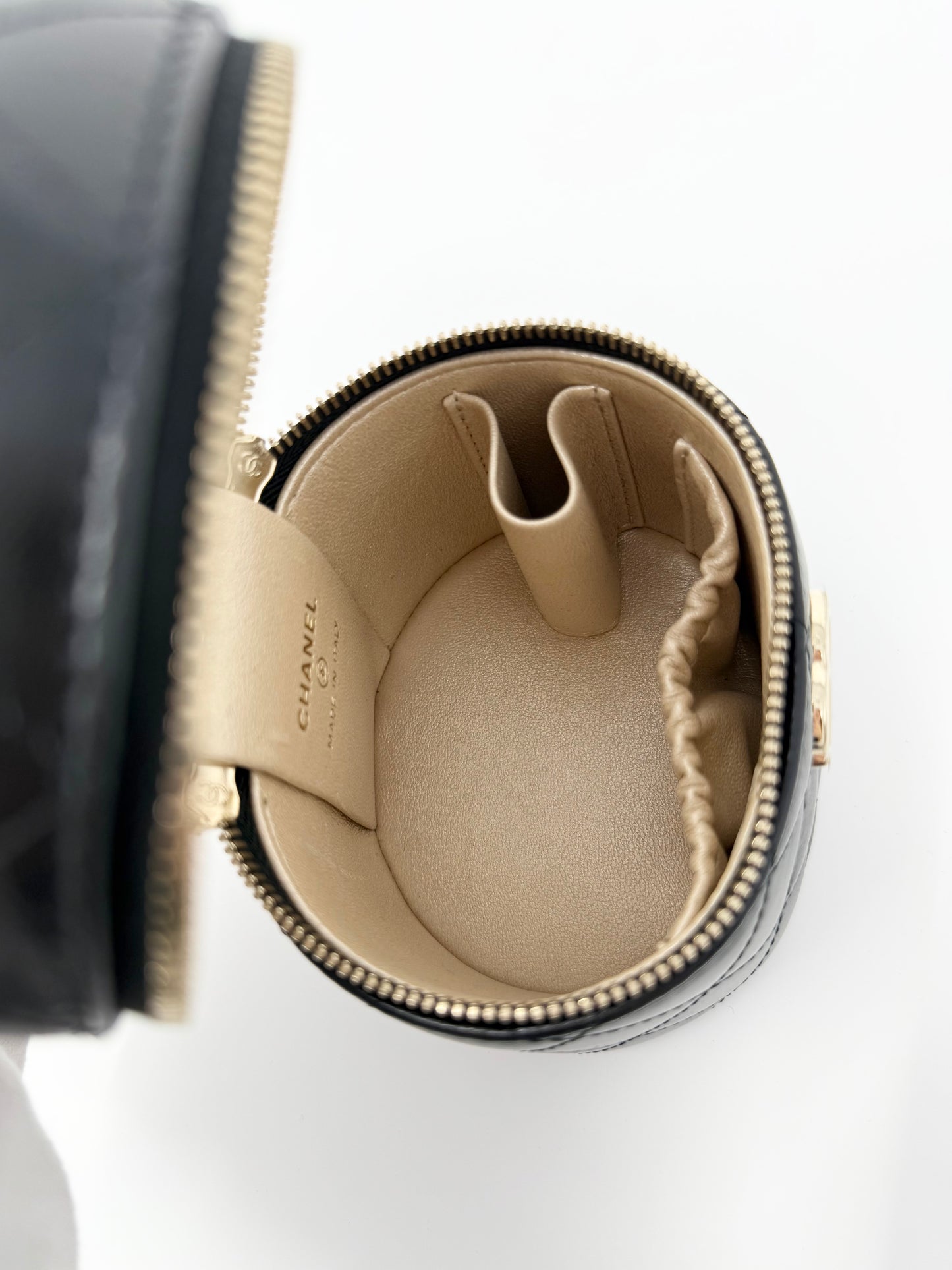 CHANEL Quilted Lambskin Ruched Handle Mini Vanity Case Black