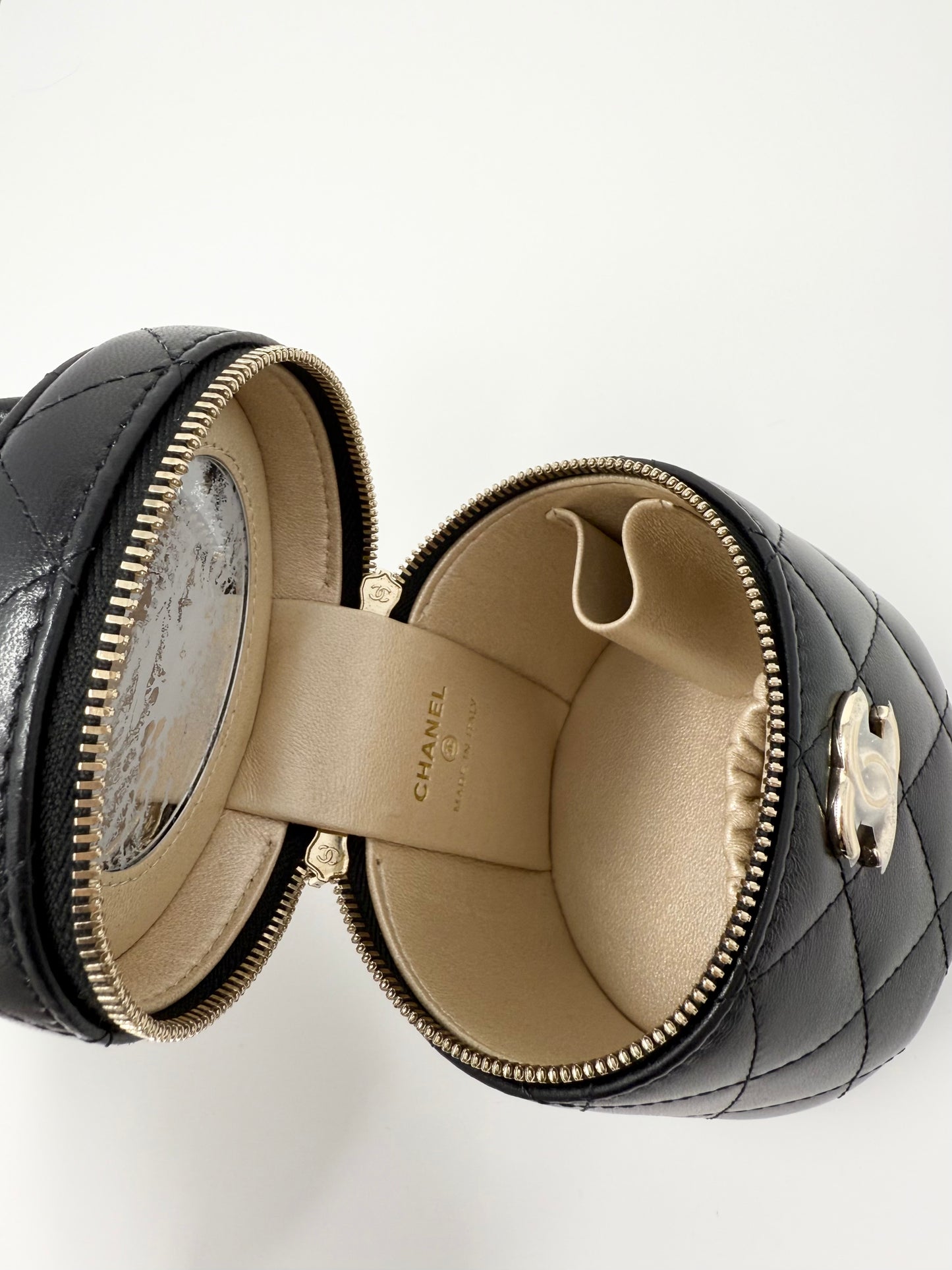 CHANEL Quilted Lambskin Ruched Handle Mini Vanity Case Black