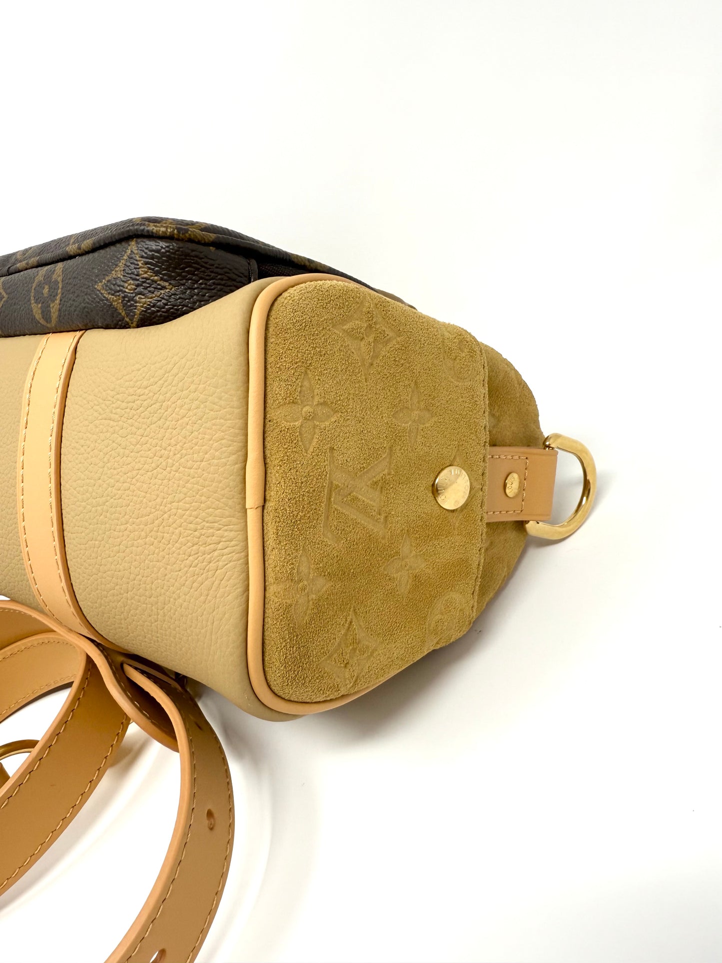 Louis Vuitton Keepall Cargo Bandouliere 25 Beige Khaki Monogam