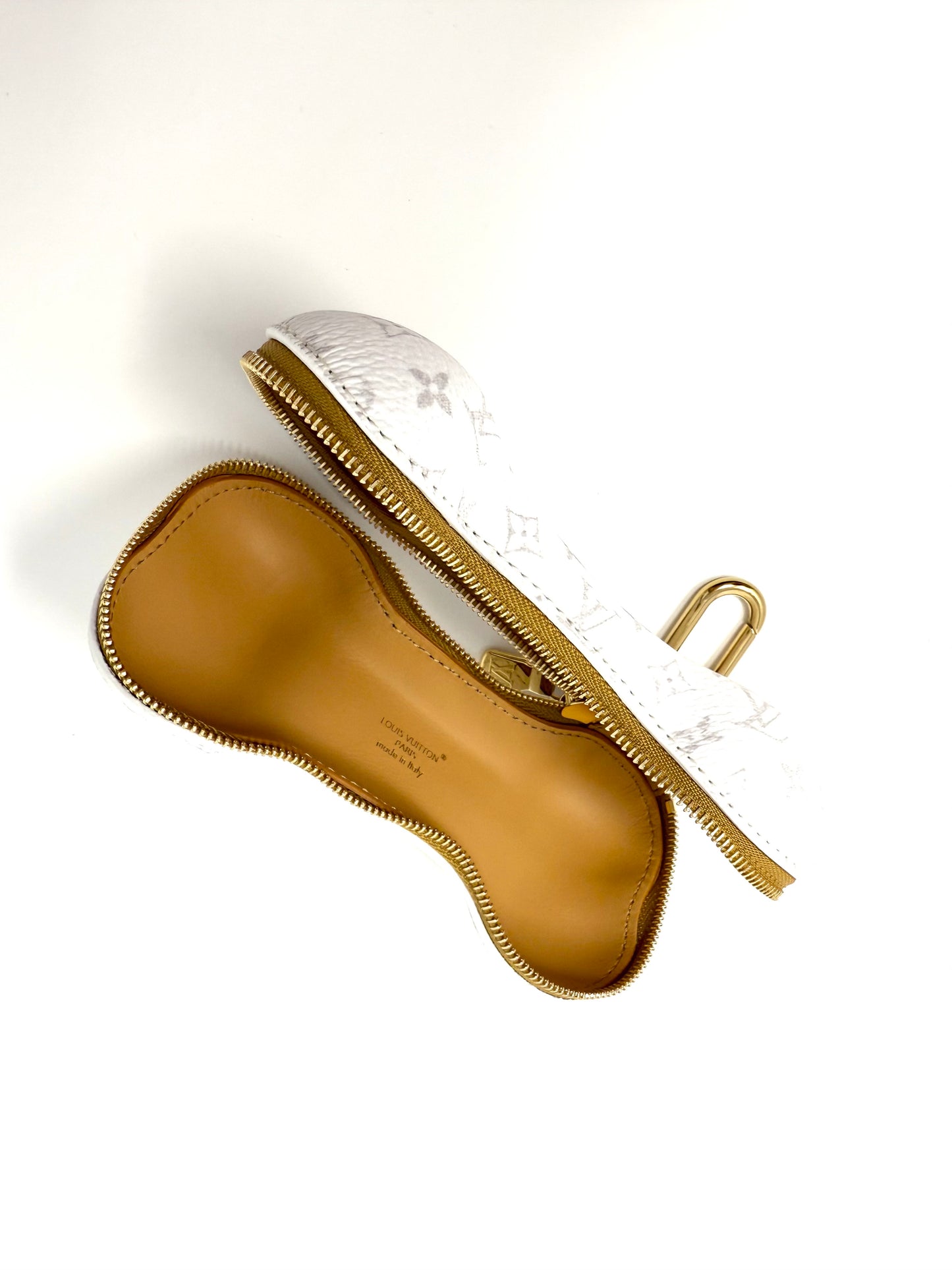 Louis Vuitton Pharrell Bone Key Holder Bag Charm White Paw Monogram