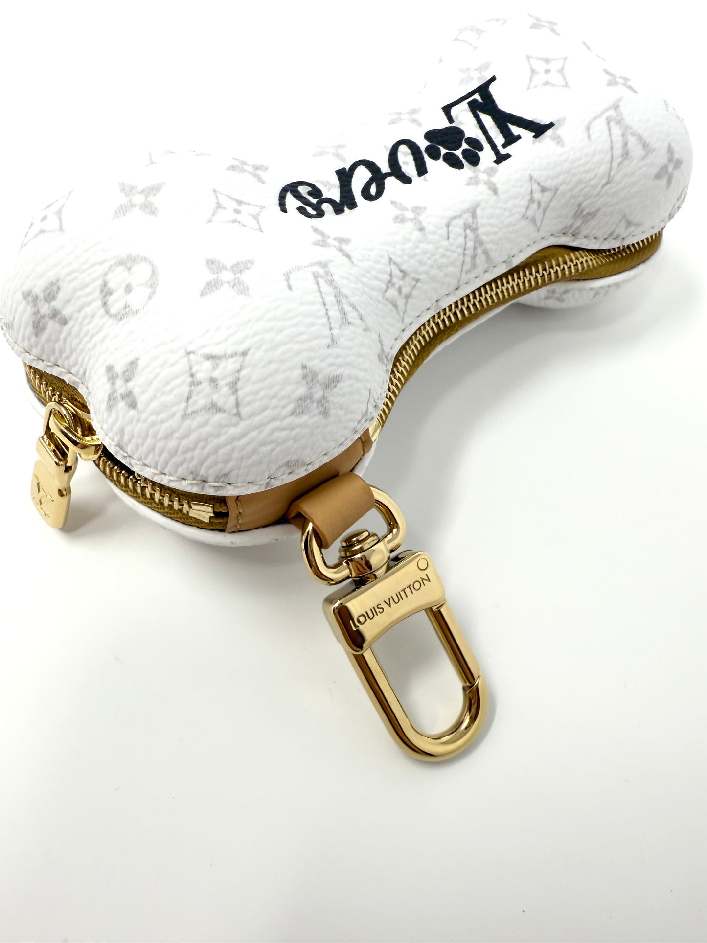Louis Vuitton Pharrell Bone Key Holder Bag Charm White Paw Monogram