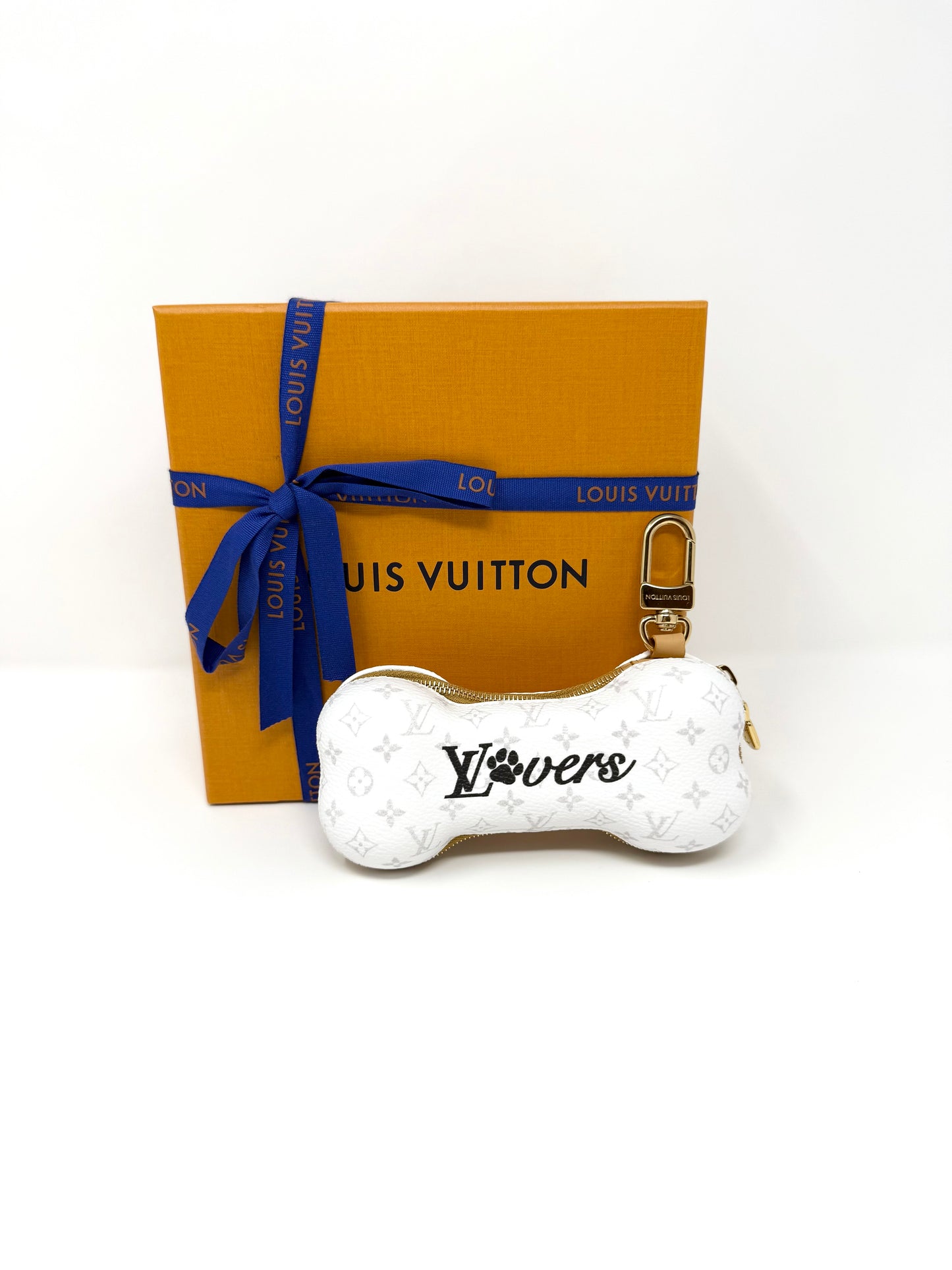Louis Vuitton Pharrell Bone Key Holder Bag Charm White Paw Monogram