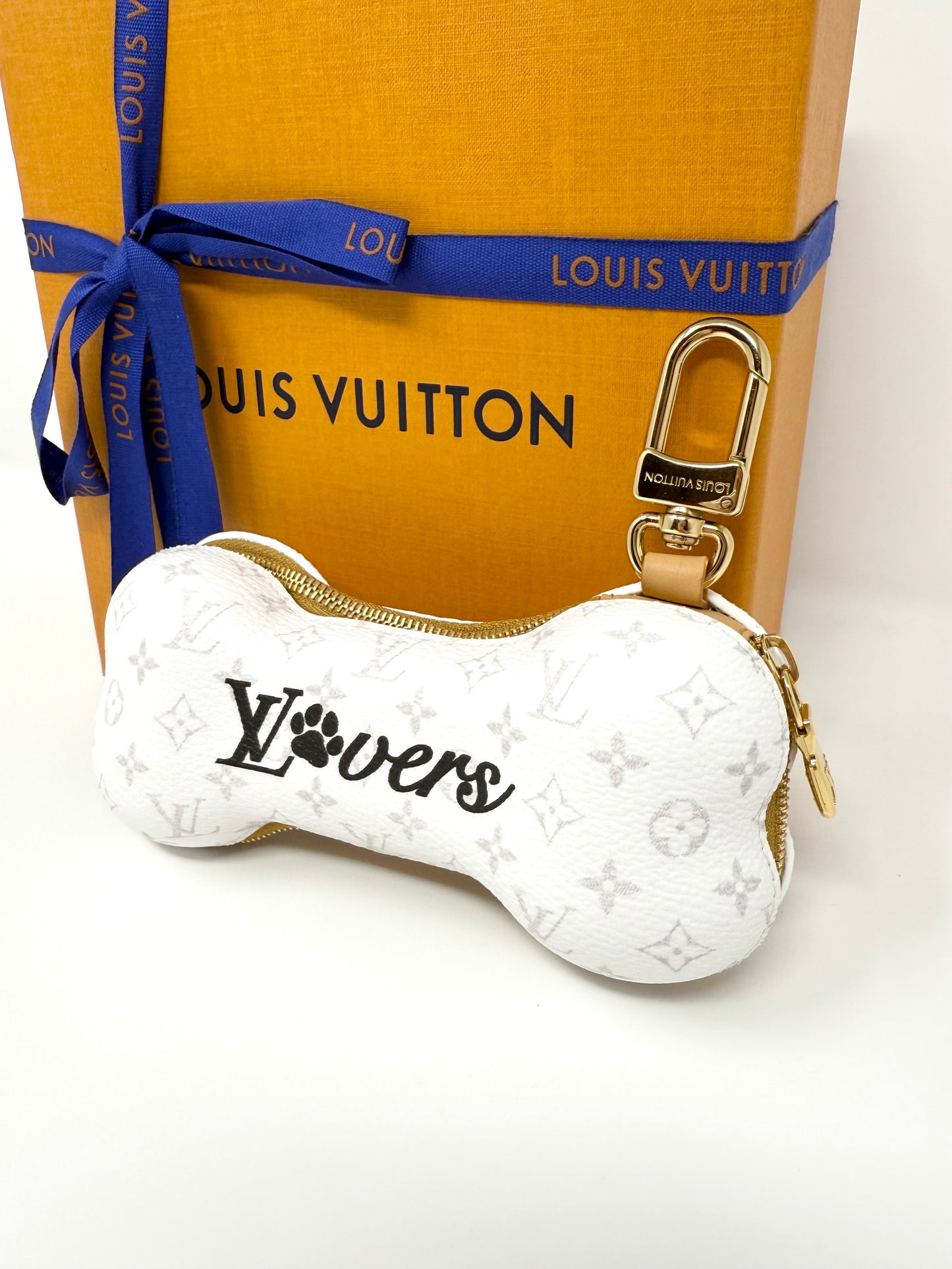 Louis Vuitton Pharrell Bone Key Holder Bag Charm White Paw Monogram