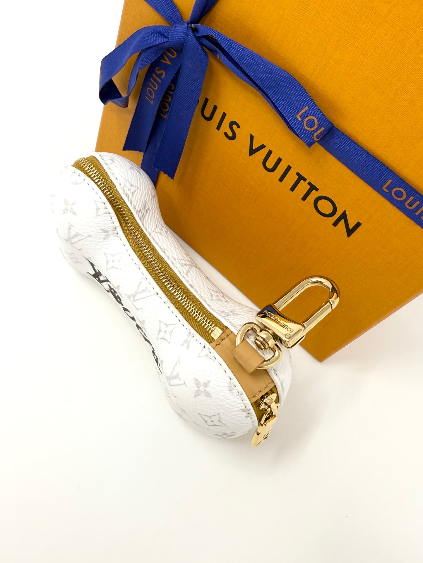 Louis Vuitton Pharrell Bone Key Holder Bag Charm White Paw Monogram