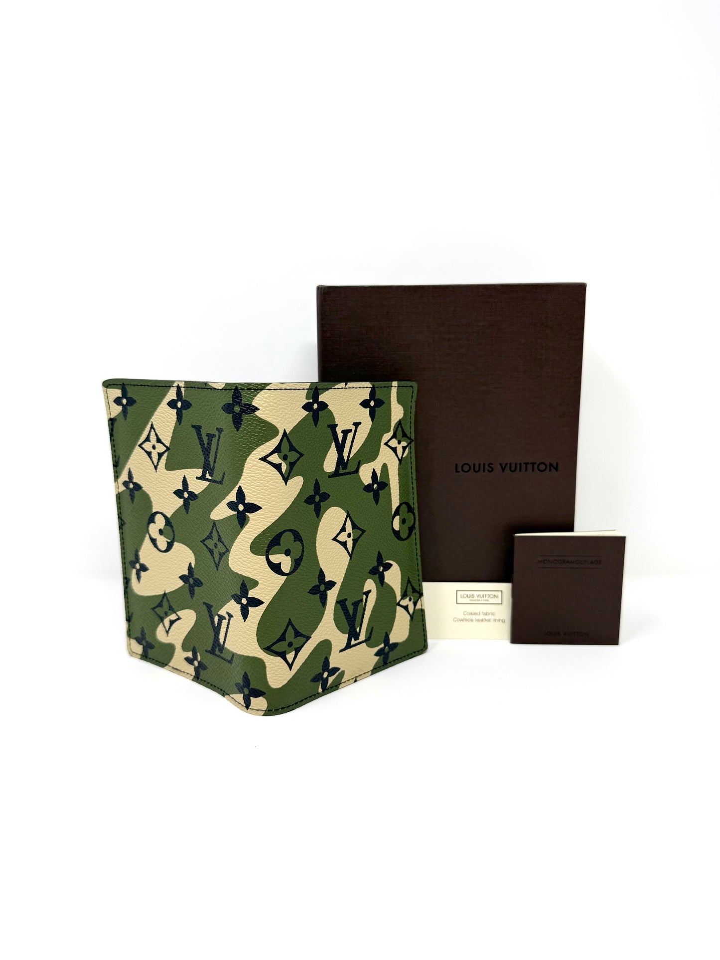 Louis Vuitton Takashi Murakami Monogramouflage Passport Holder