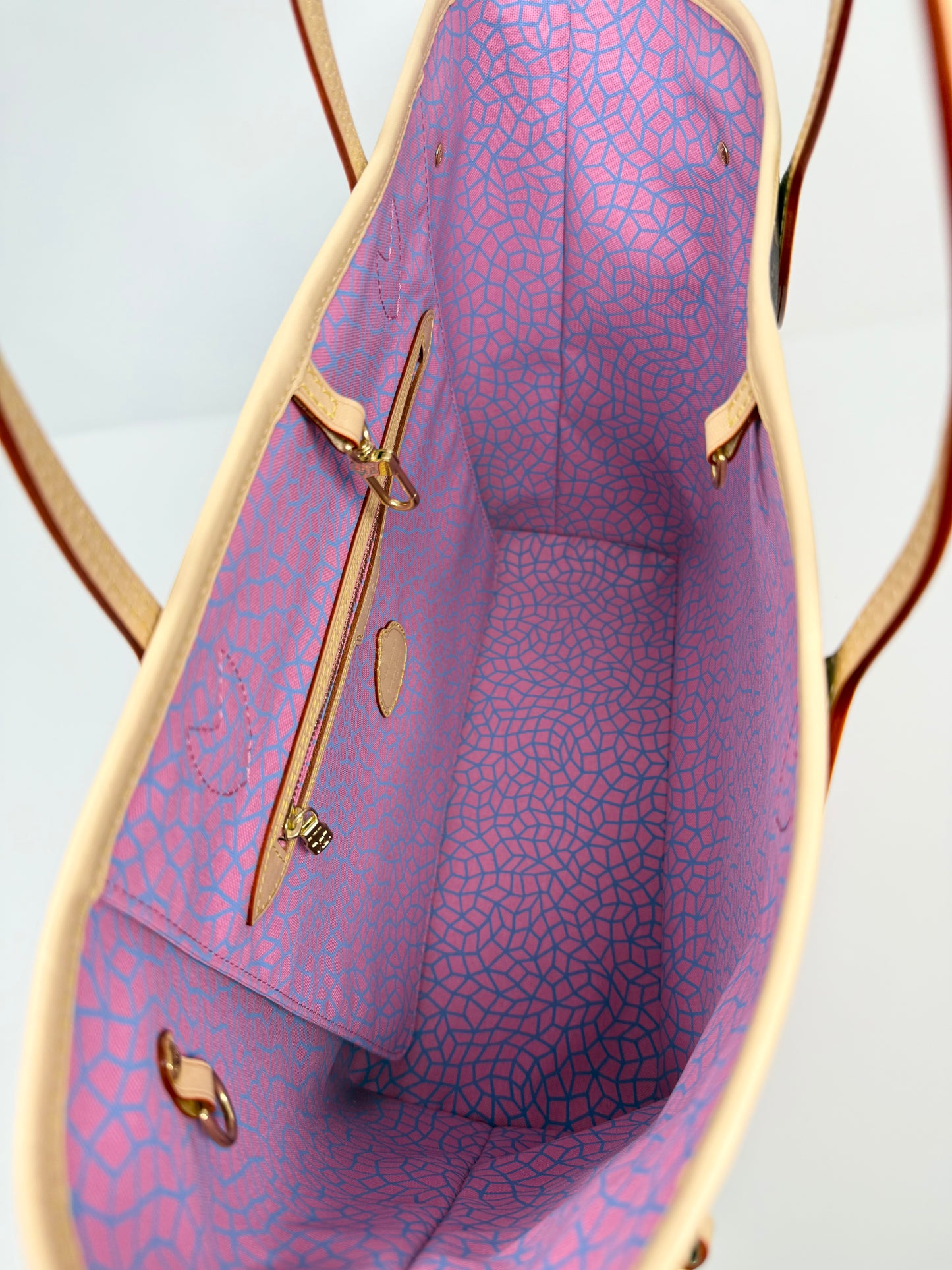 Louis Vuitton Yayoi Kusama Neverfull MM Multicolor Pumpkin Dots LV x YK