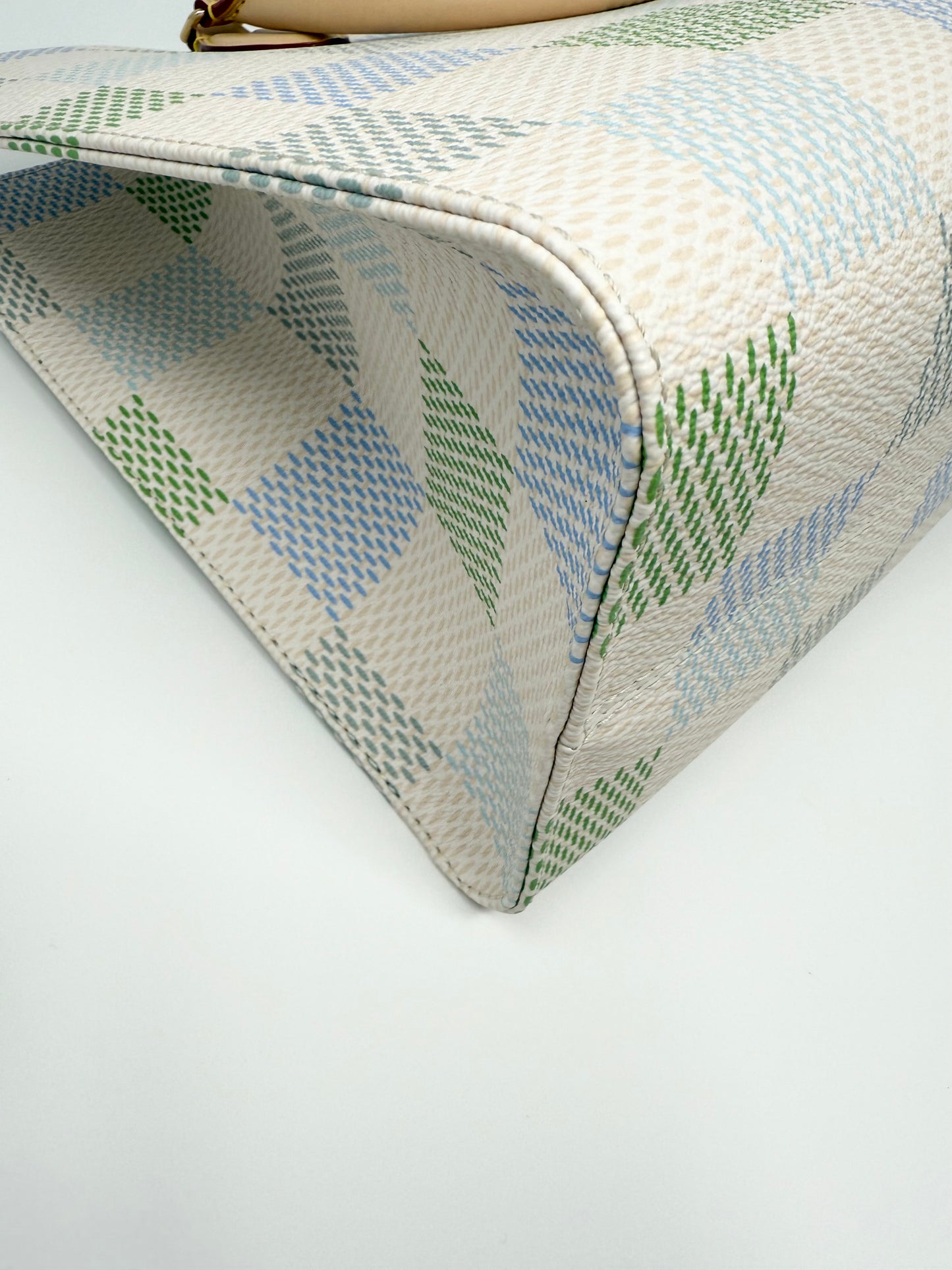 Louis Vuitton OnTheGo MM Damierlicious Damier Pistache Multicolor Blue Green