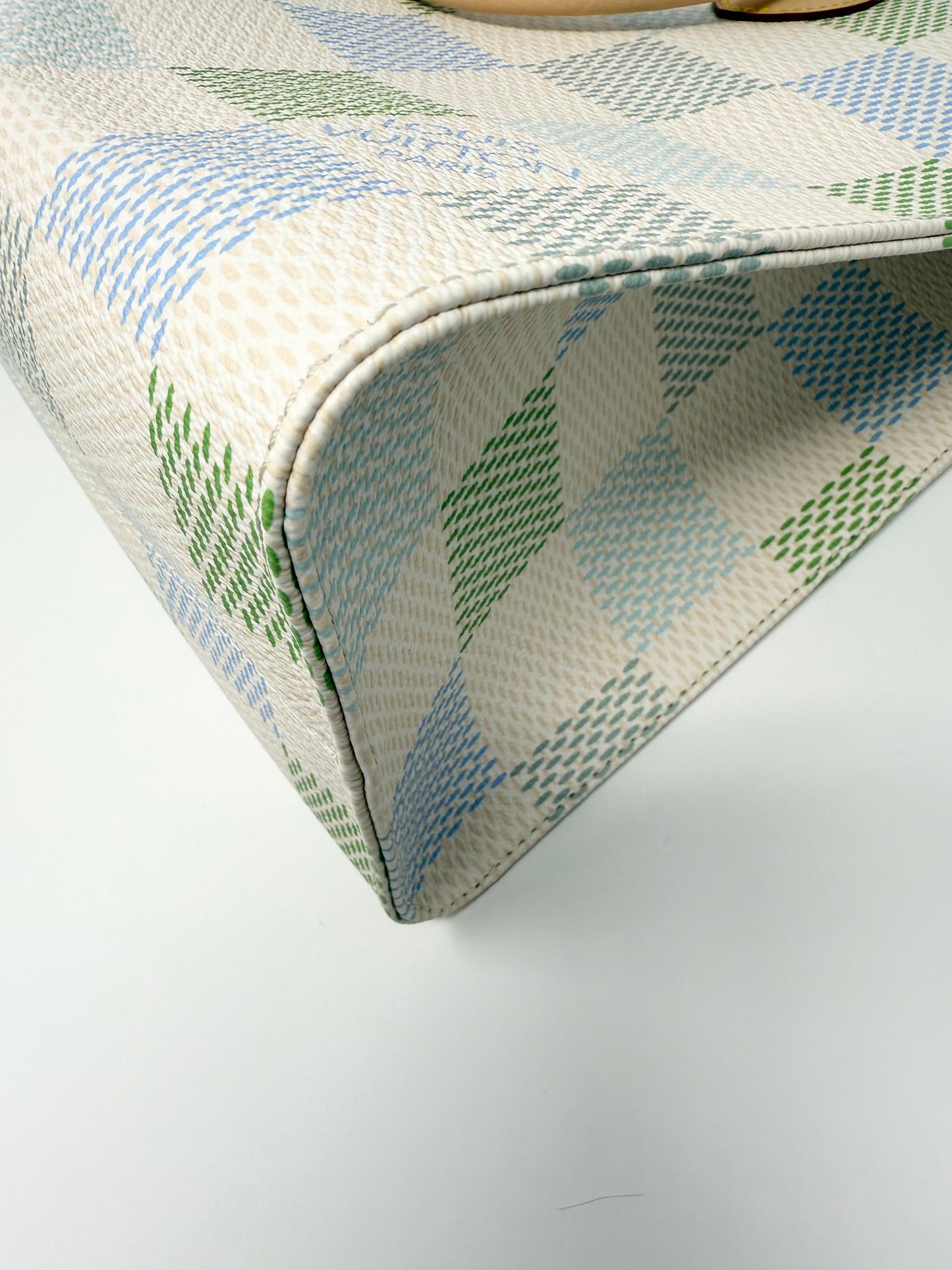 Louis Vuitton OnTheGo MM Damierlicious Damier Pistache Multicolor Blue Green